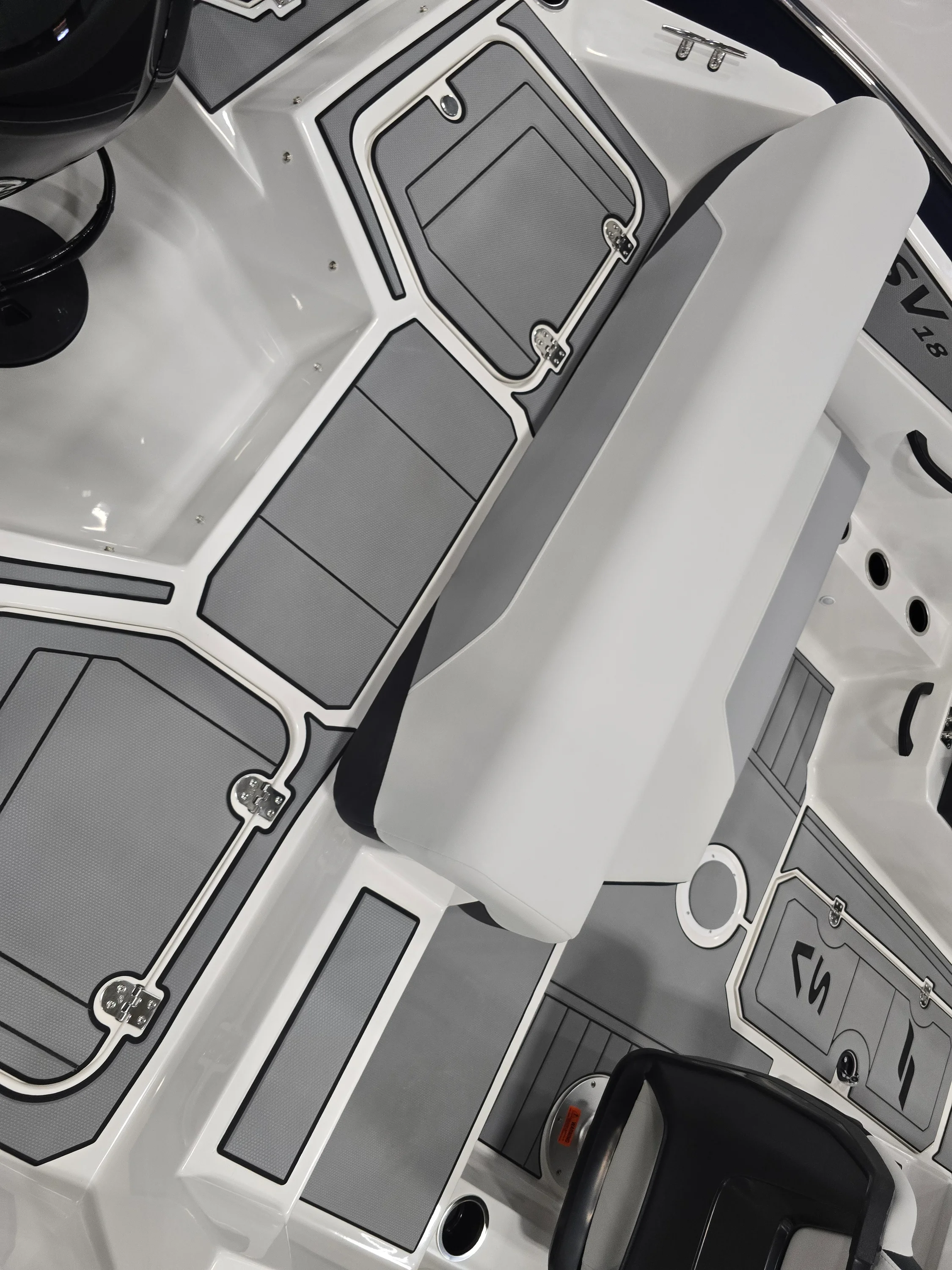 2026 Starcraft SV 18 OB Image Thumbnail #7