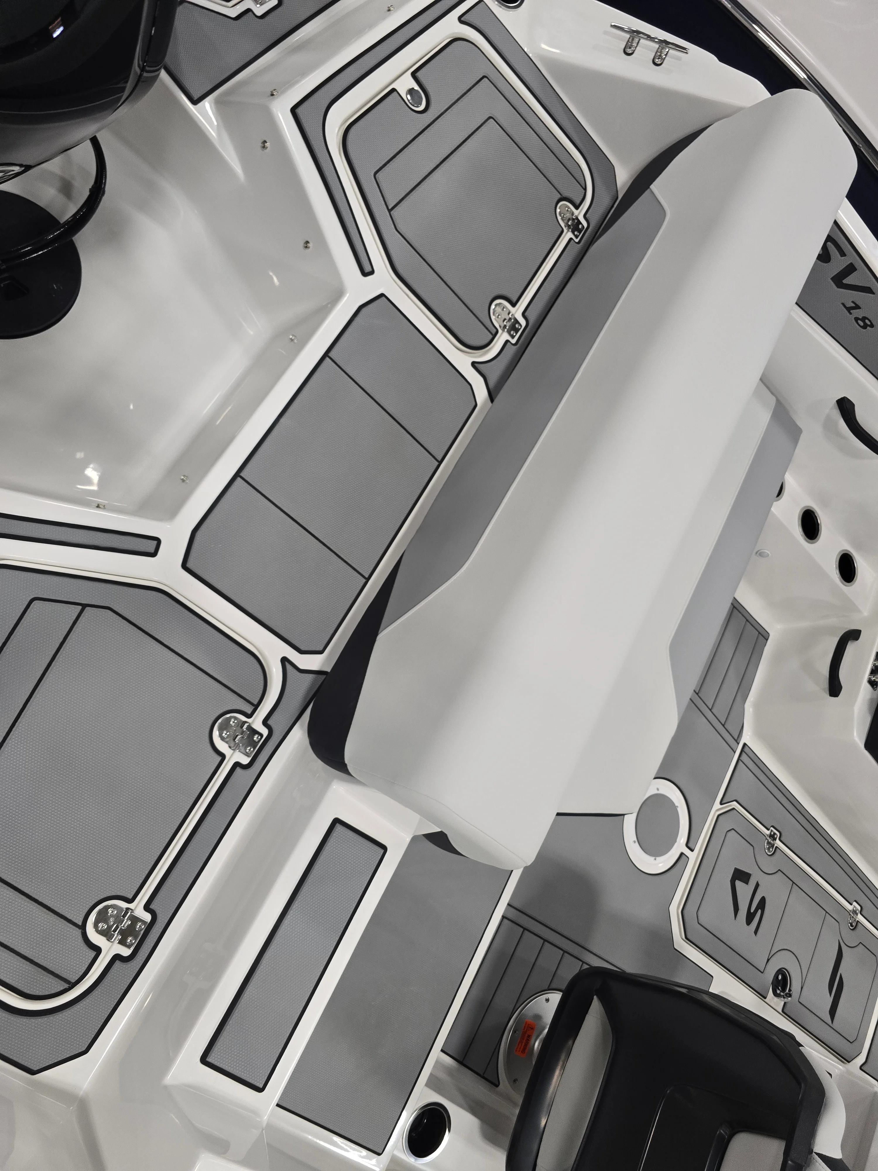 2026 Starcraft SV 18 OB Image Thumbnail #7