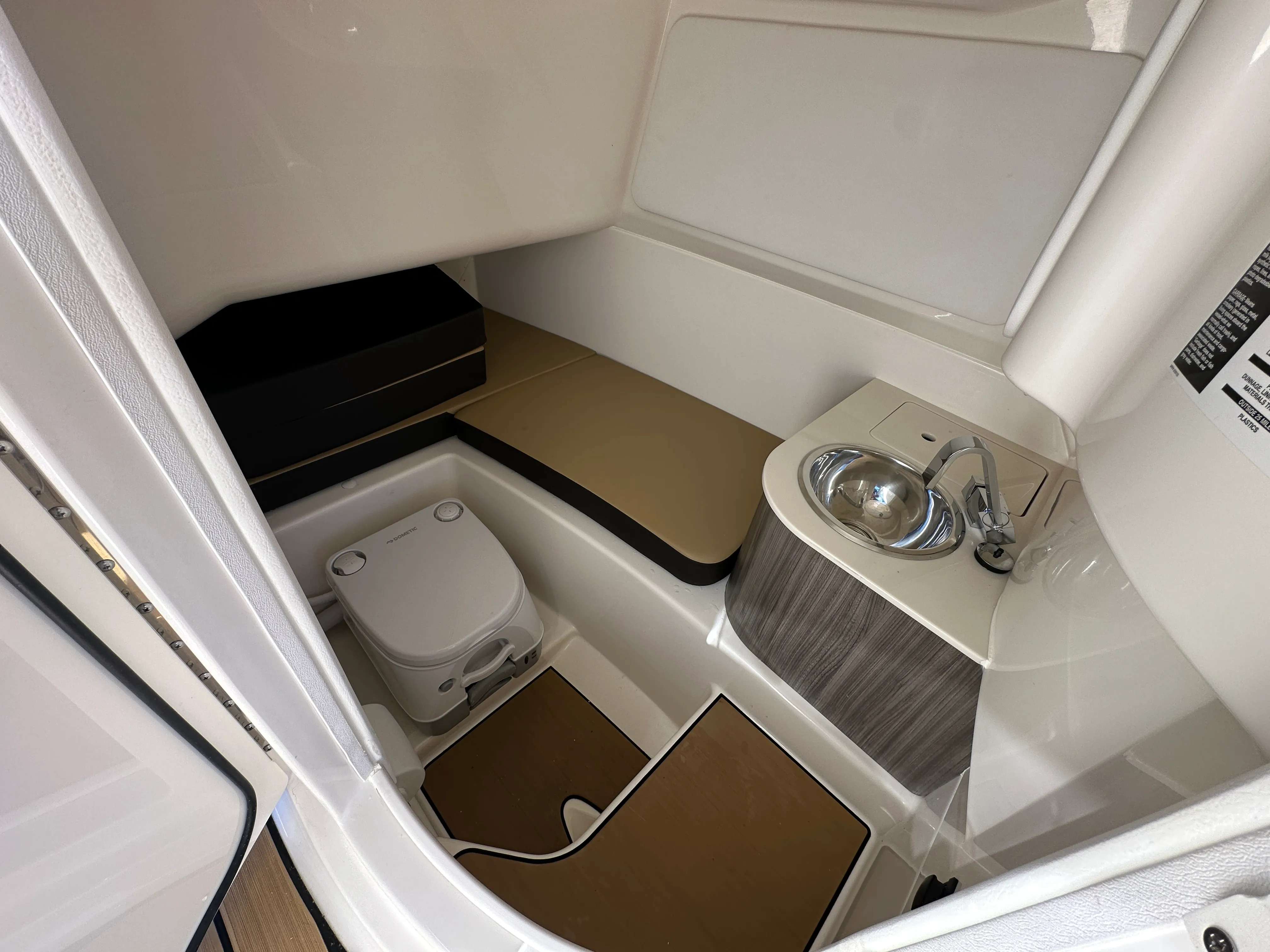 2025 Sea Ray SDX 270 Surf Image Thumbnail #26