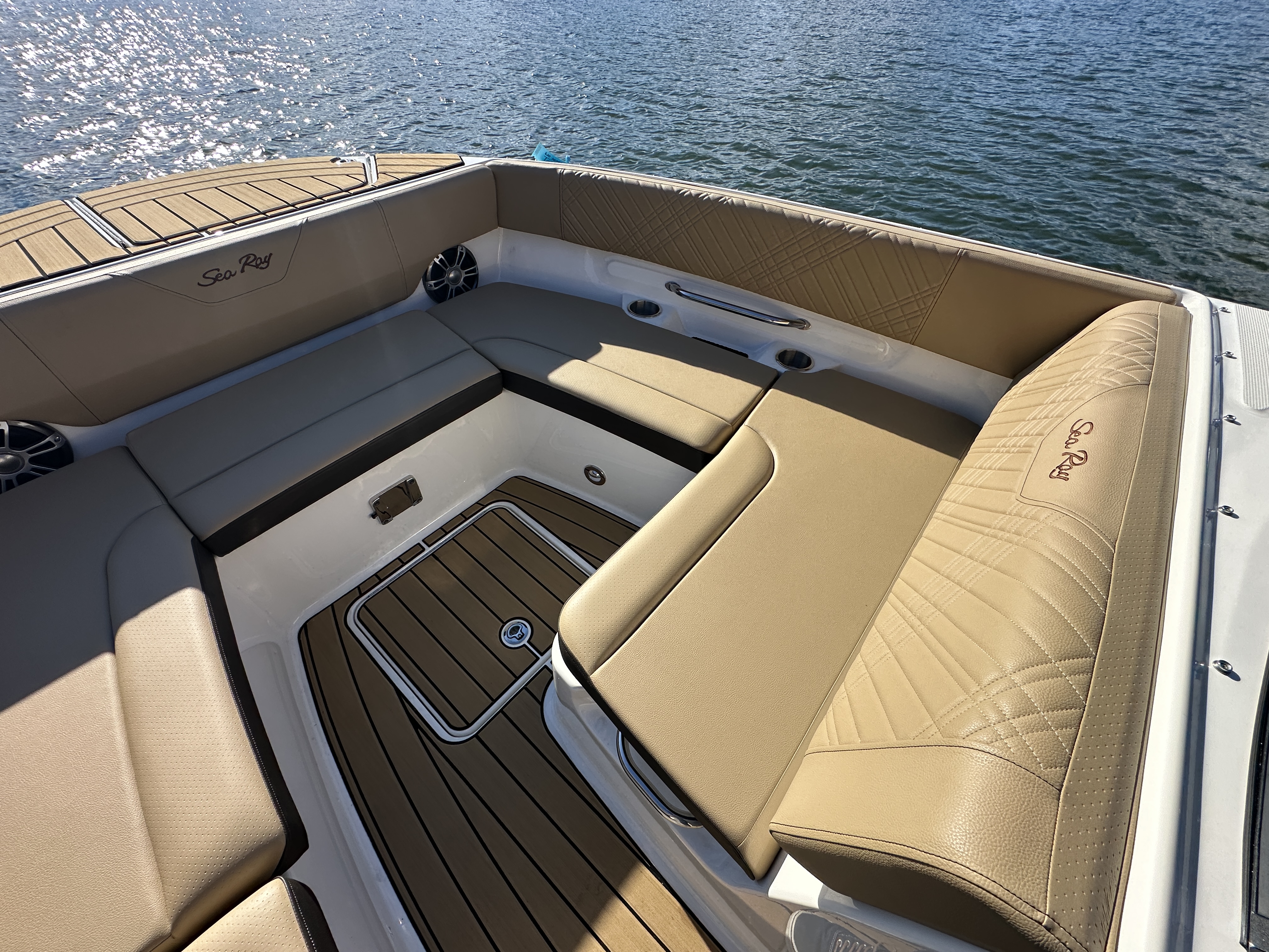 2025 Sea Ray SDX 270 Surf Image Thumbnail #15