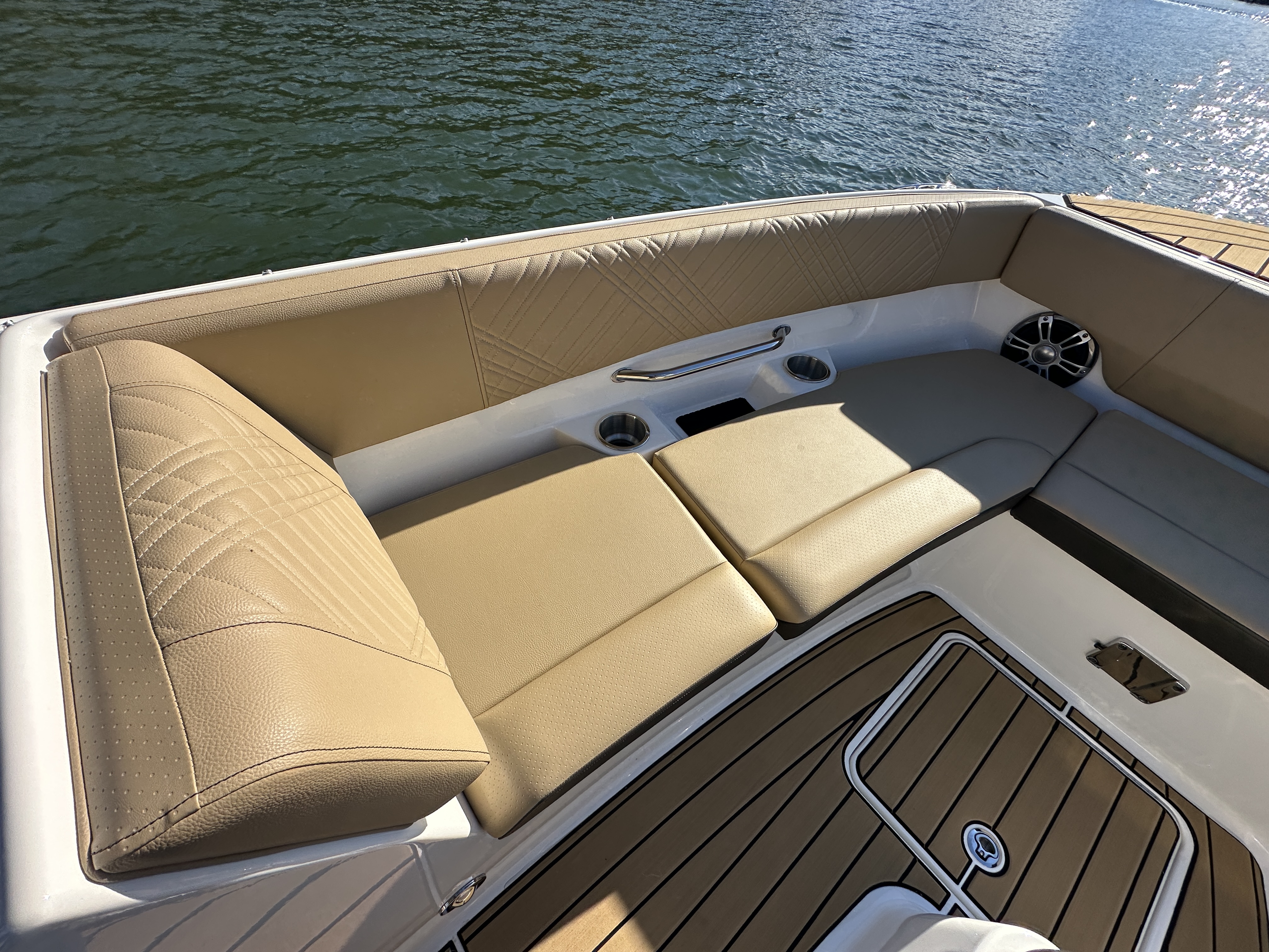 2025 Sea Ray SDX 270 Surf Image Thumbnail #14