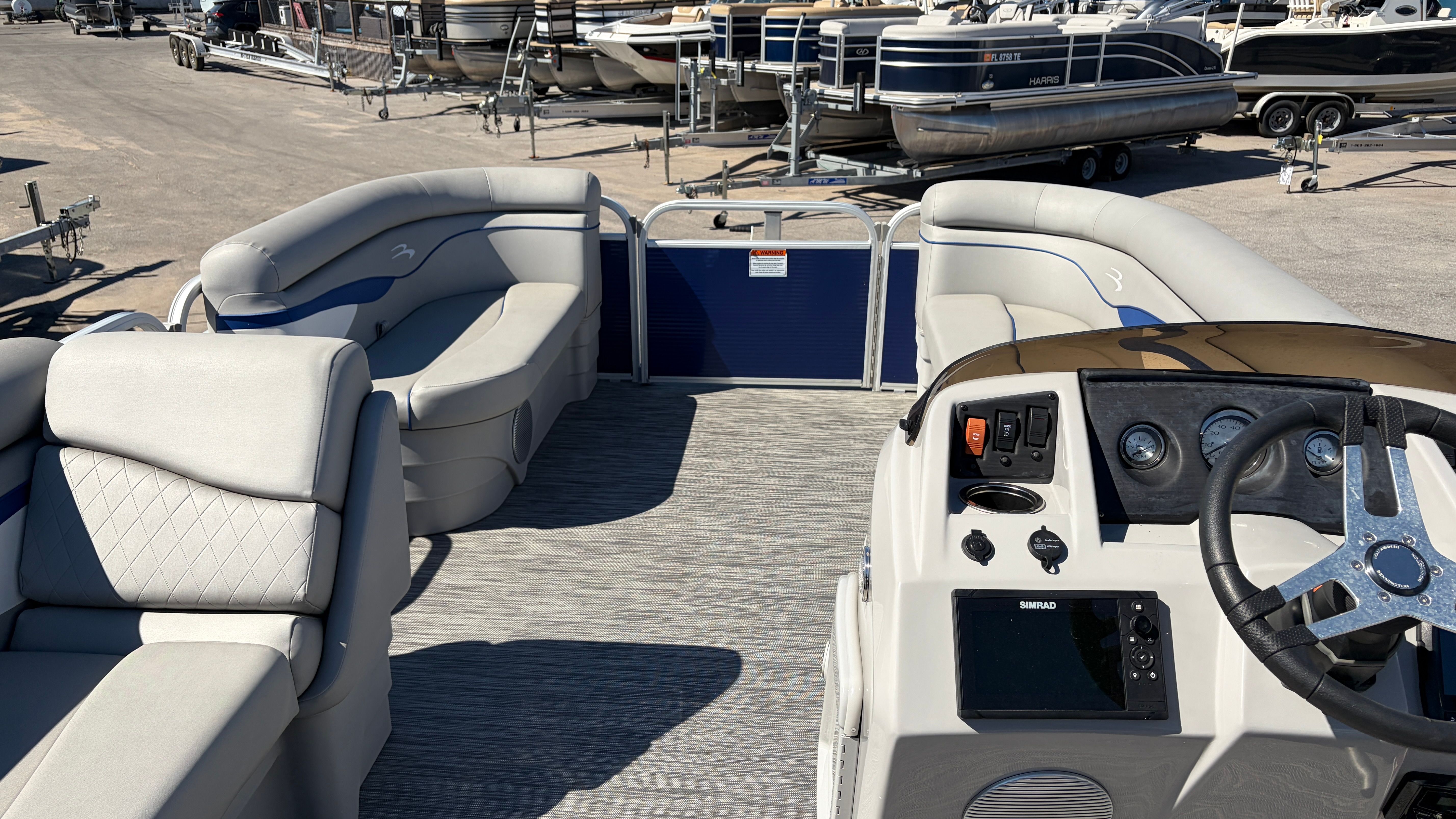 2021 Bennington 20SV Image Thumbnail #7