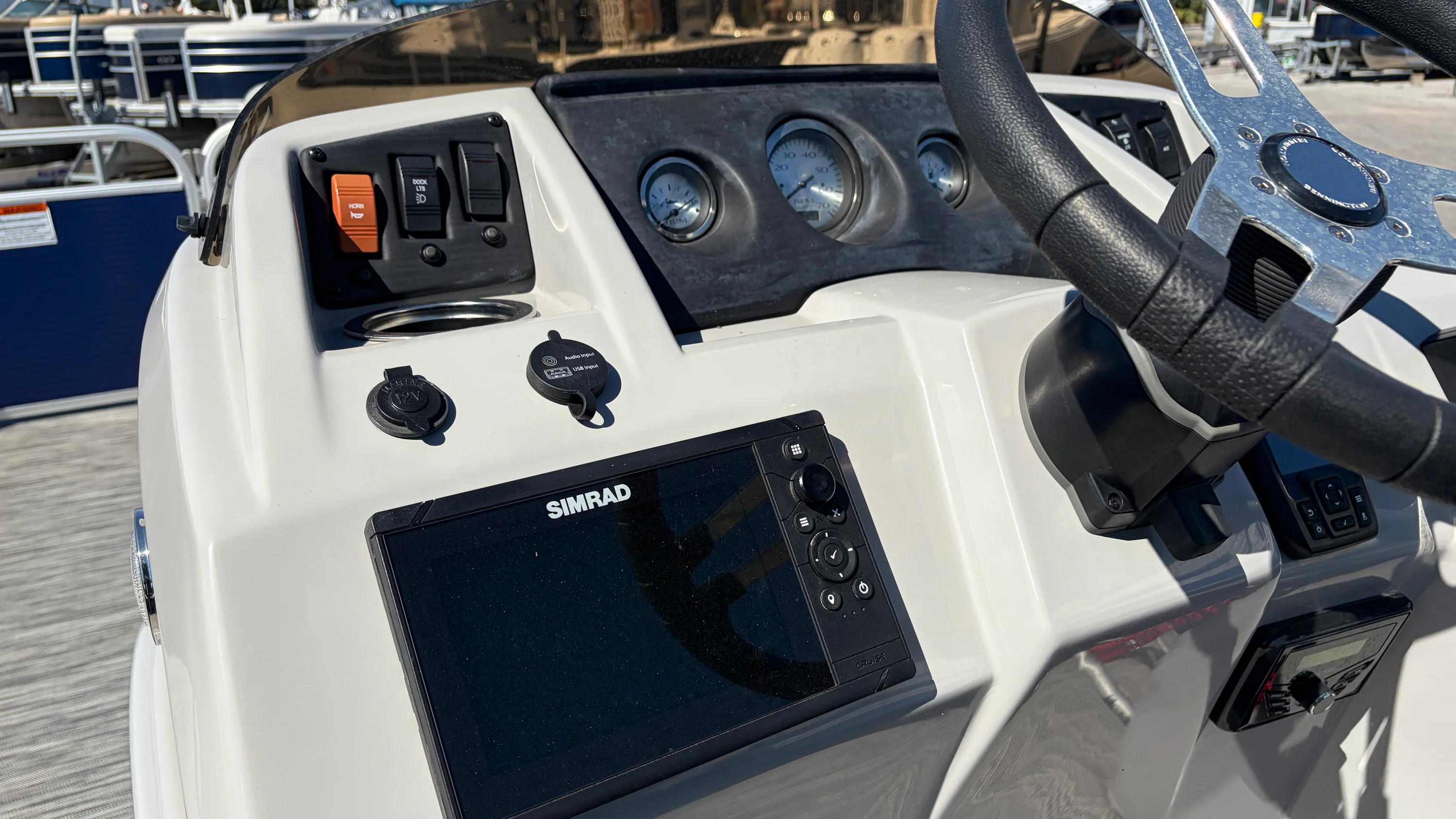 2021 Bennington 20SV Image Thumbnail #16