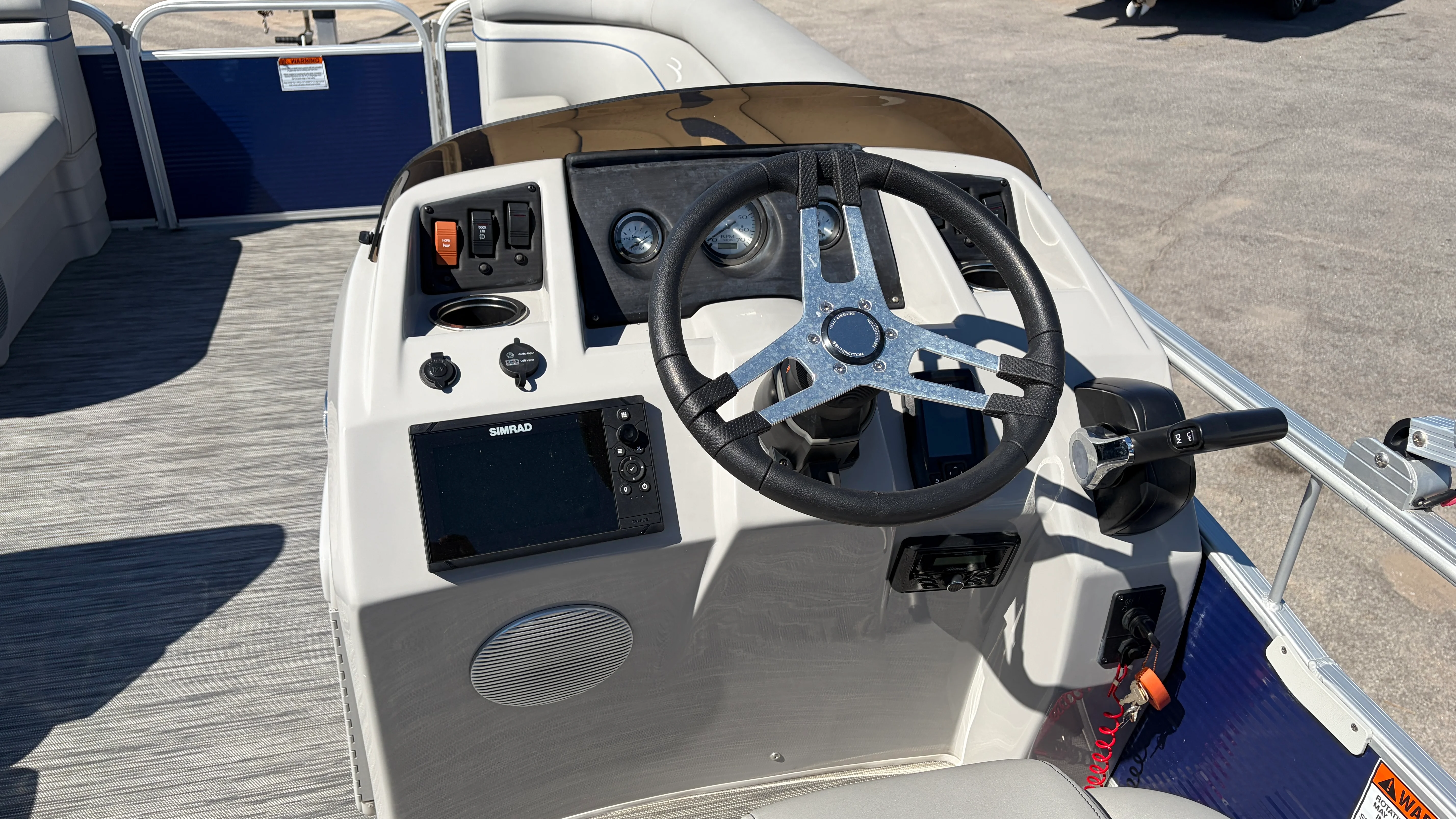 2021 Bennington 20SV Image Thumbnail #14