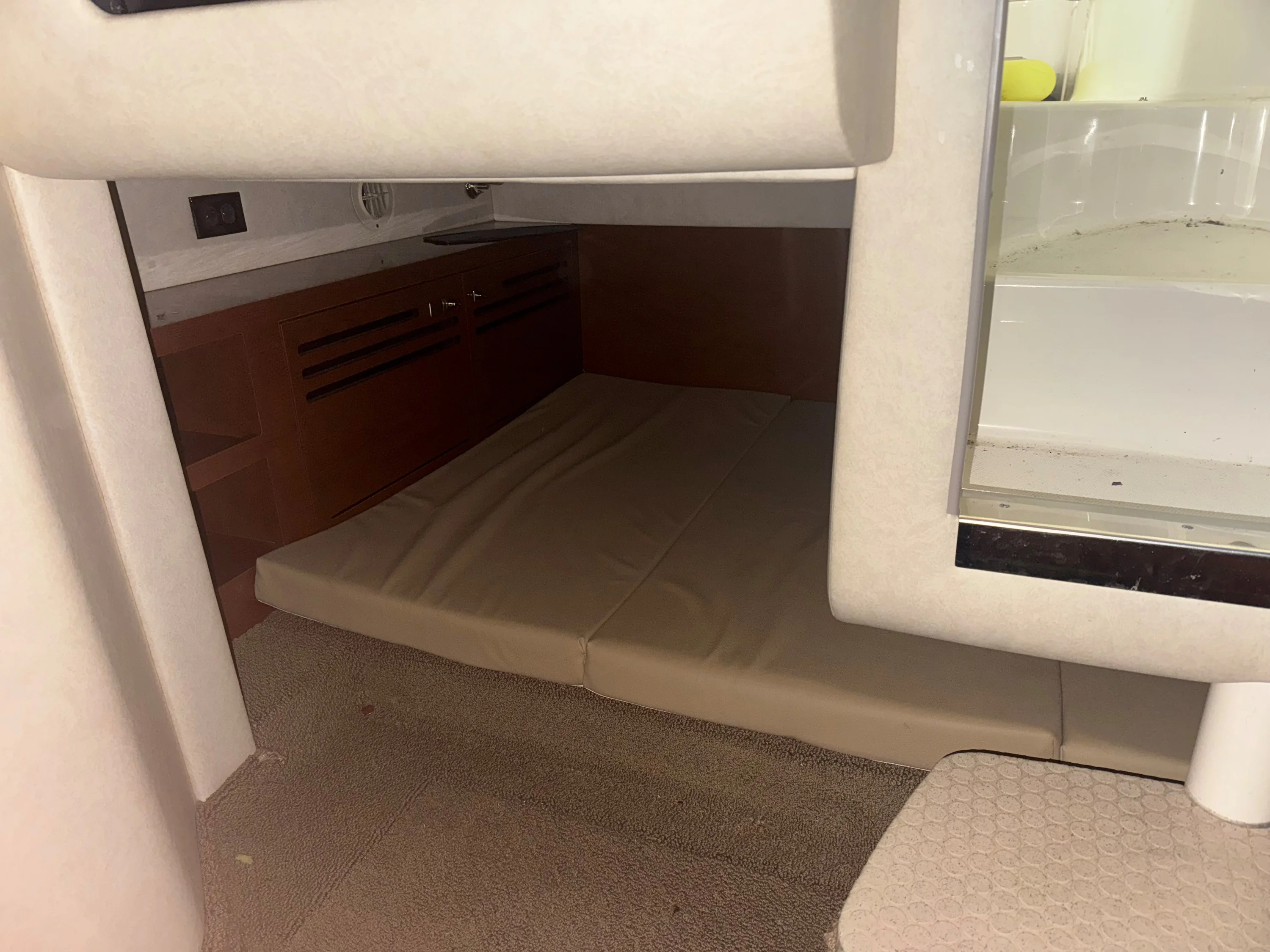 2012 Sea Ray 280 SUNDANCER Image Thumbnail #20