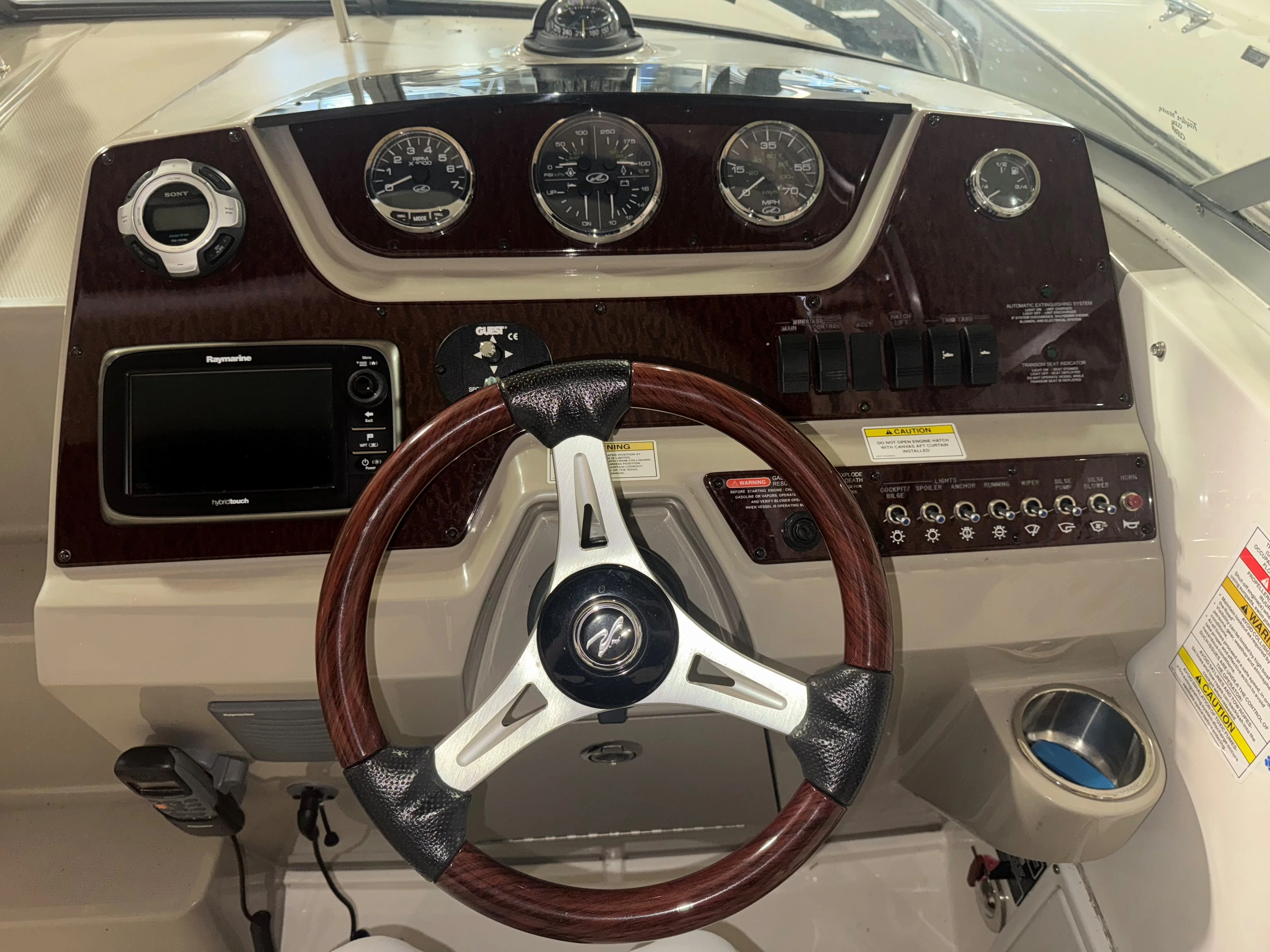 2012 Sea Ray 280 SUNDANCER Image Thumbnail #6