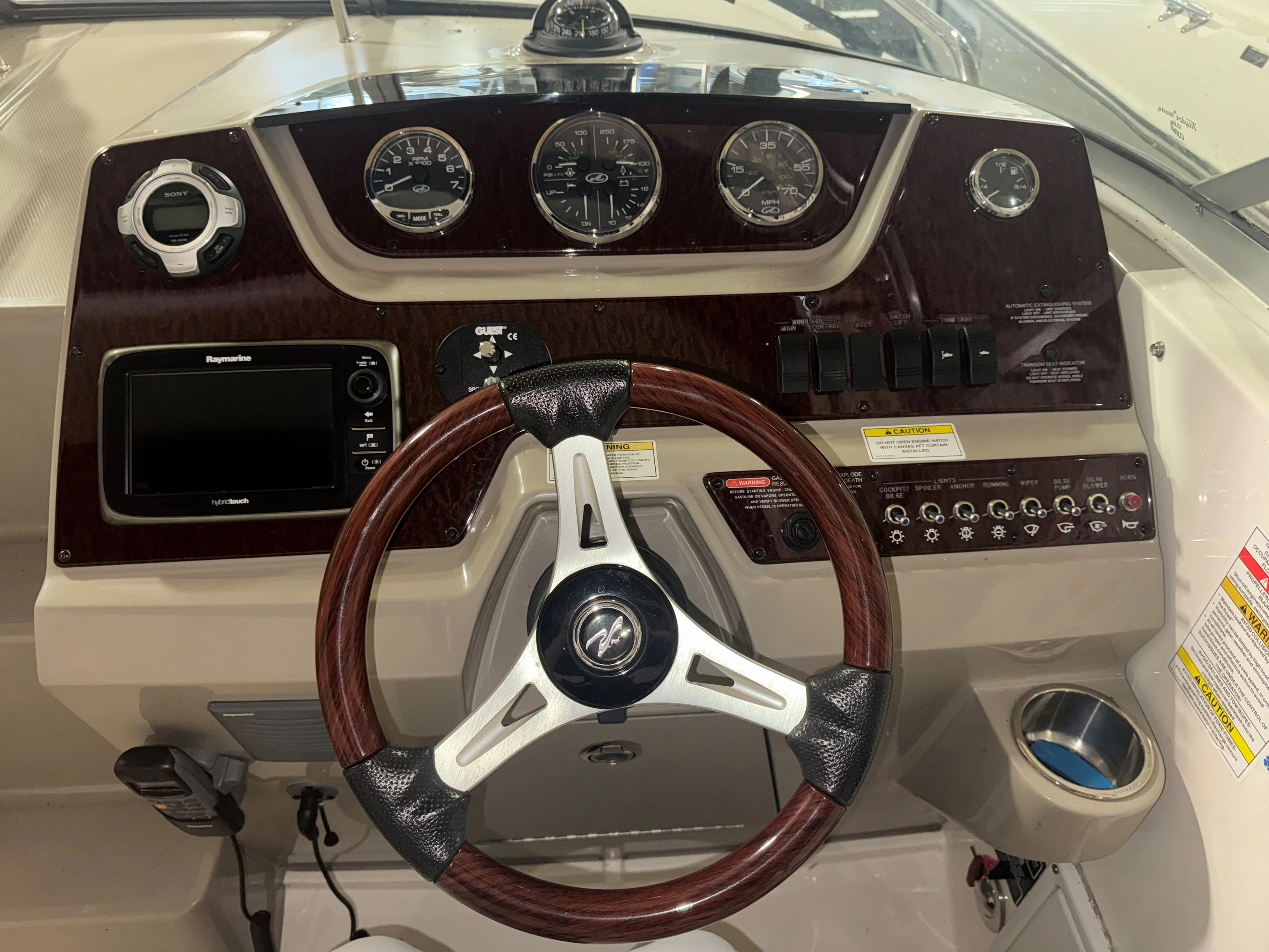 2012 Sea Ray 280 SUNDANCER Image Thumbnail #6