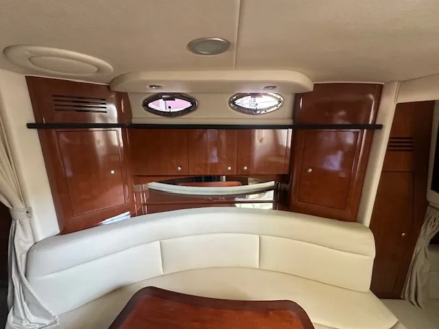 2007 Sea Ray 320 SUNDANCER Image Thumbnail #7