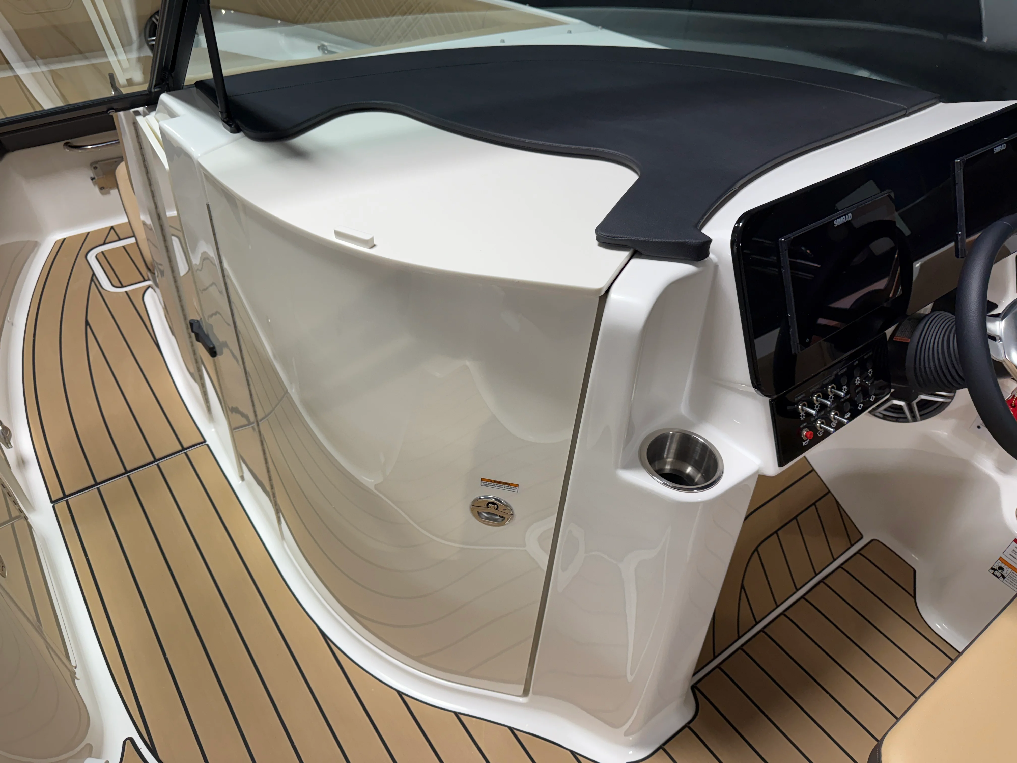 2026 Sea Ray SDX 230 Image Thumbnail #78