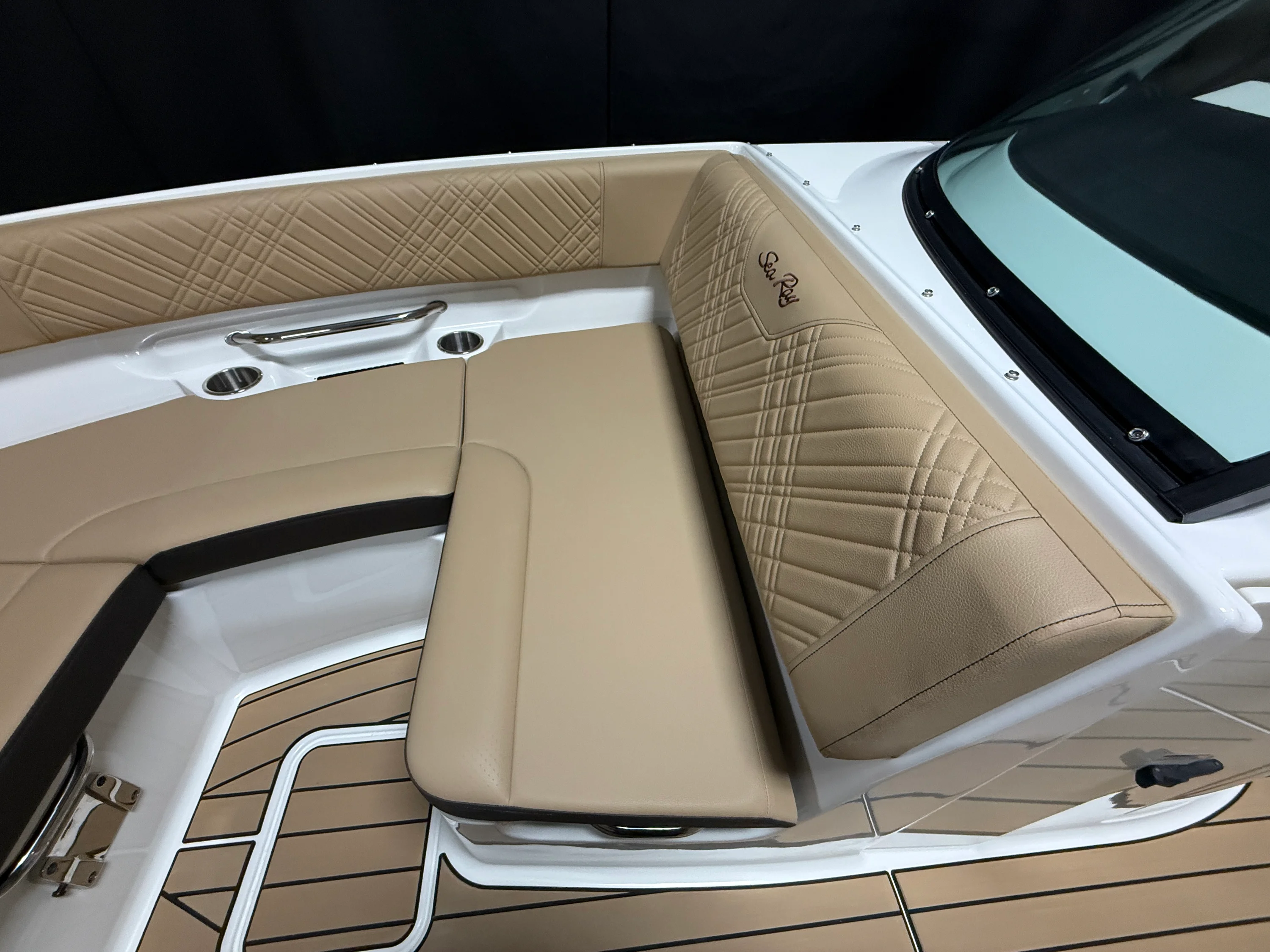 2026 Sea Ray SDX 230 Image Thumbnail #90