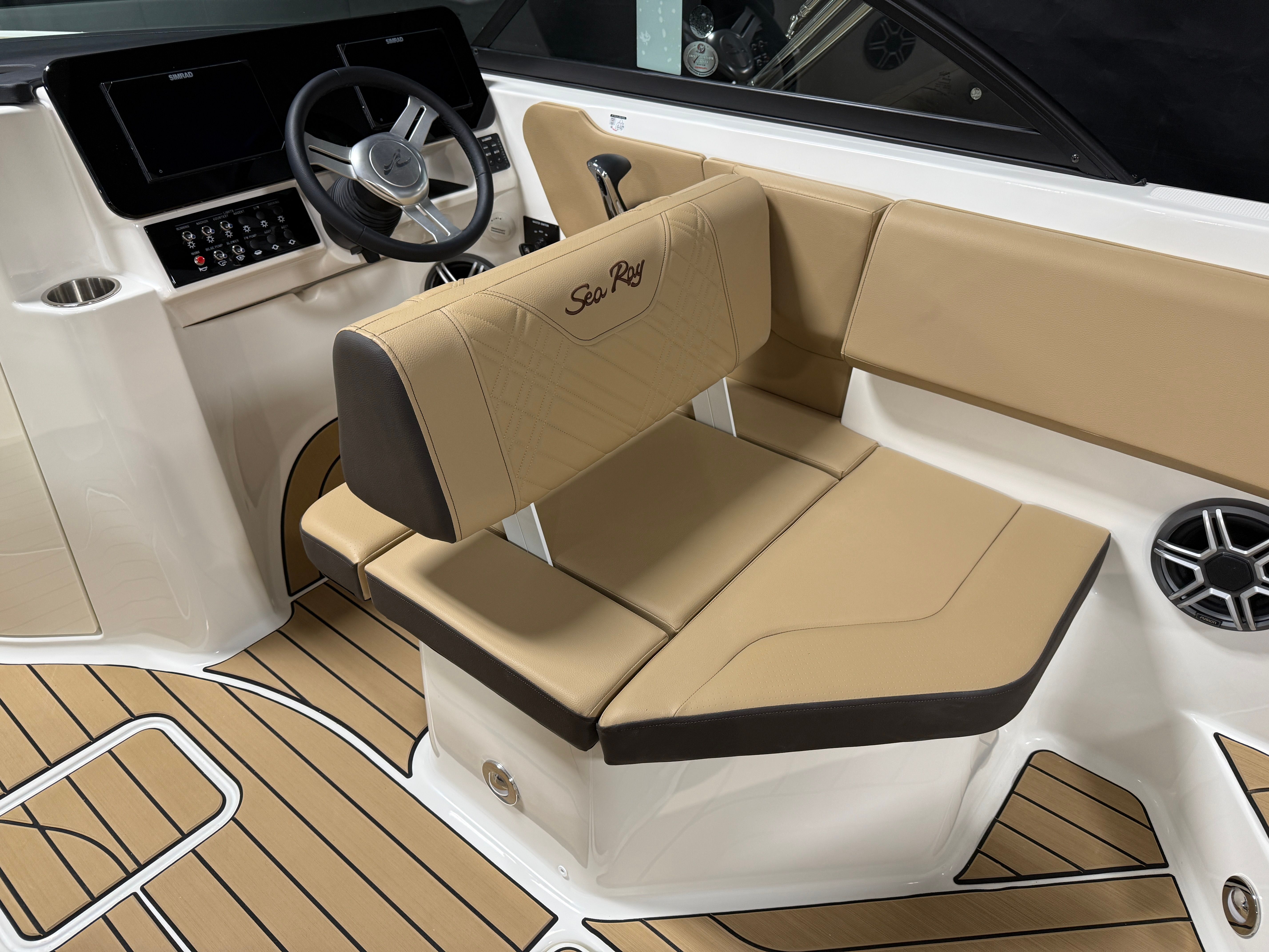 2026 Sea Ray SDX 230 Image Thumbnail #65