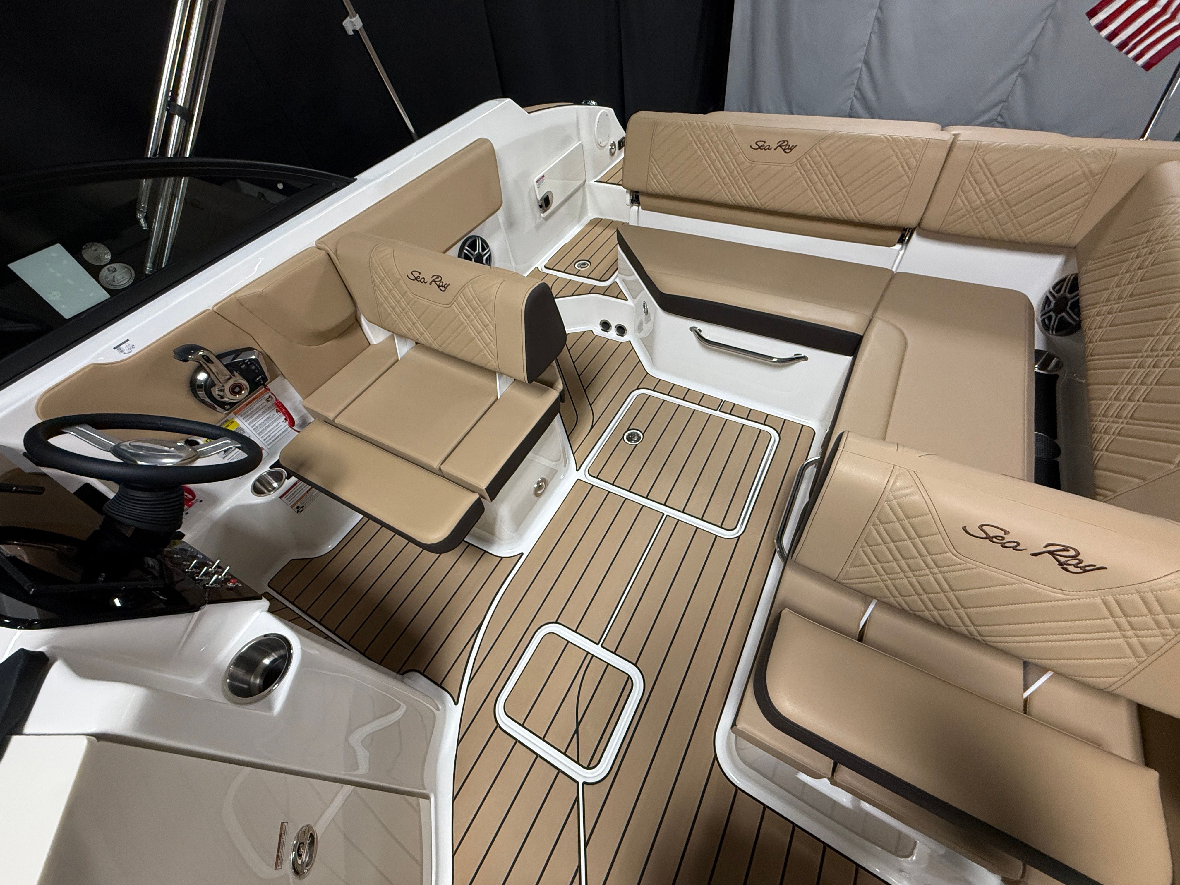 2026 Sea Ray SDX 230 Image Thumbnail #60