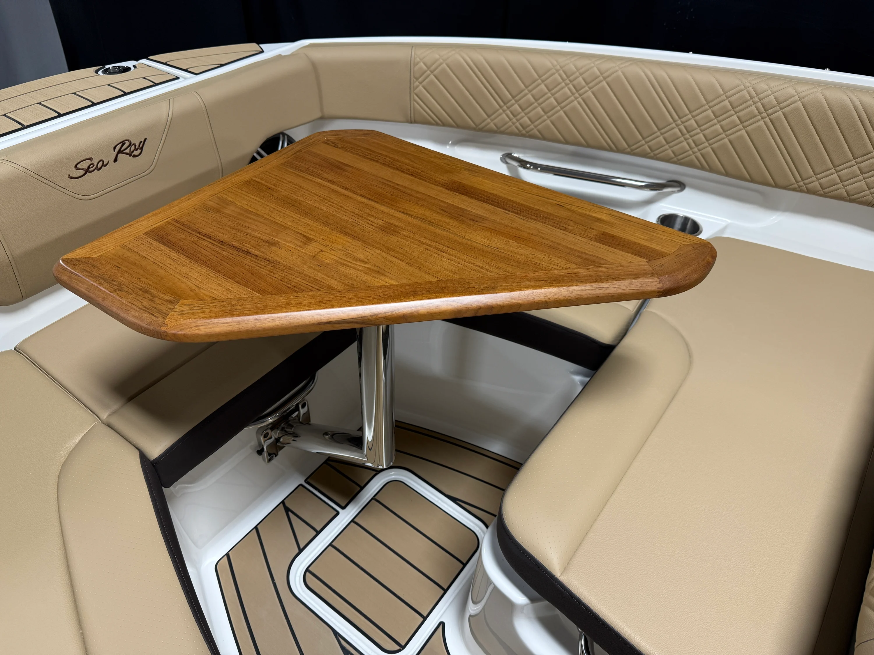 2026 Sea Ray SDX 230 Image Thumbnail #88