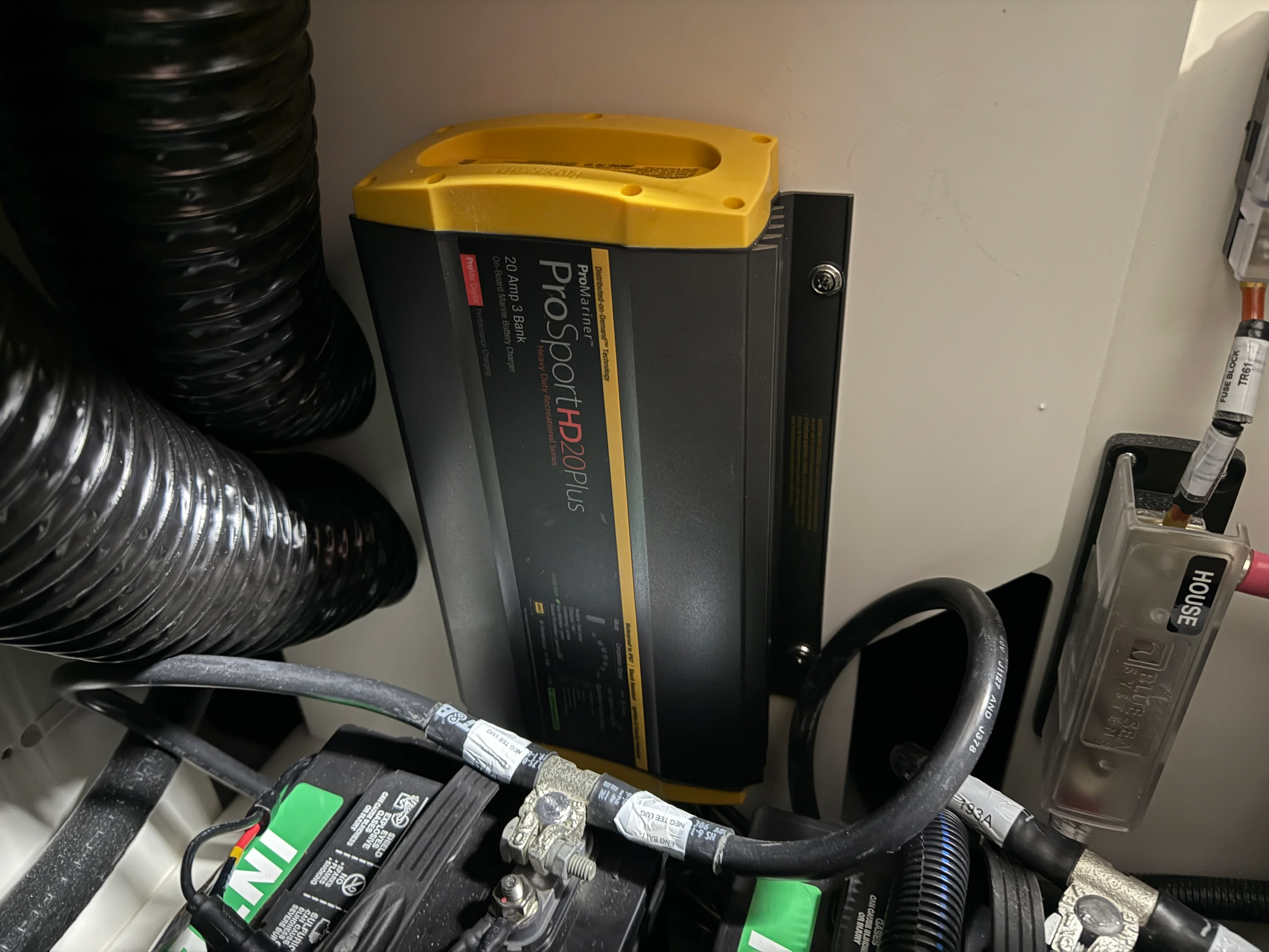 2026 Sea Ray SDX 230 Image Thumbnail #19