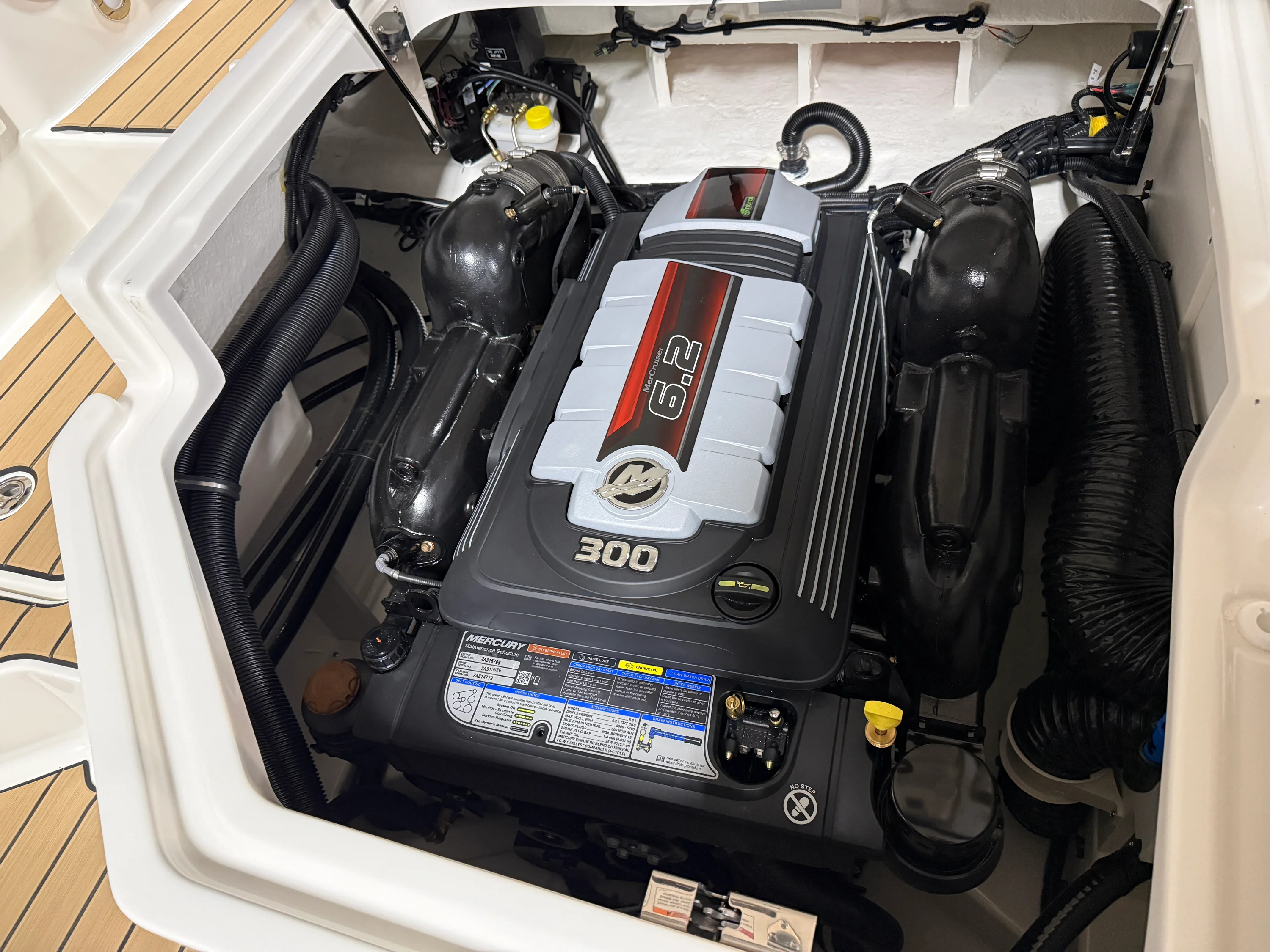 2026 Sea Ray SDX 230 Image Thumbnail #34