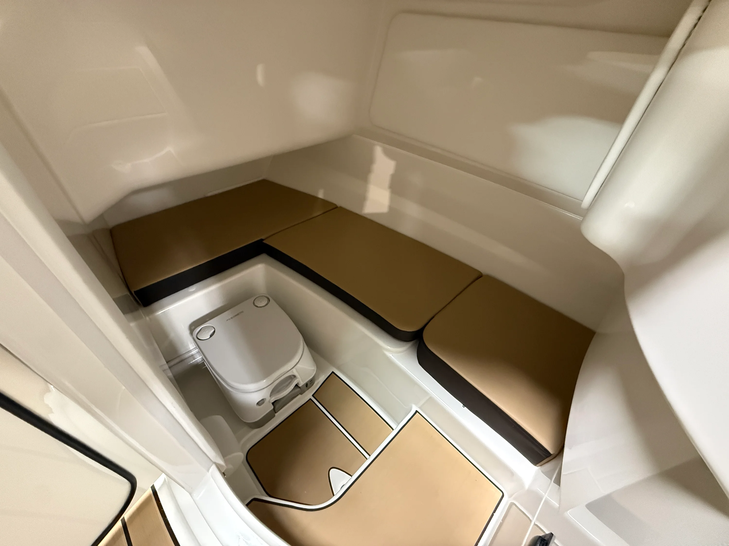 2026 Sea Ray SDX 230 Image Thumbnail #81