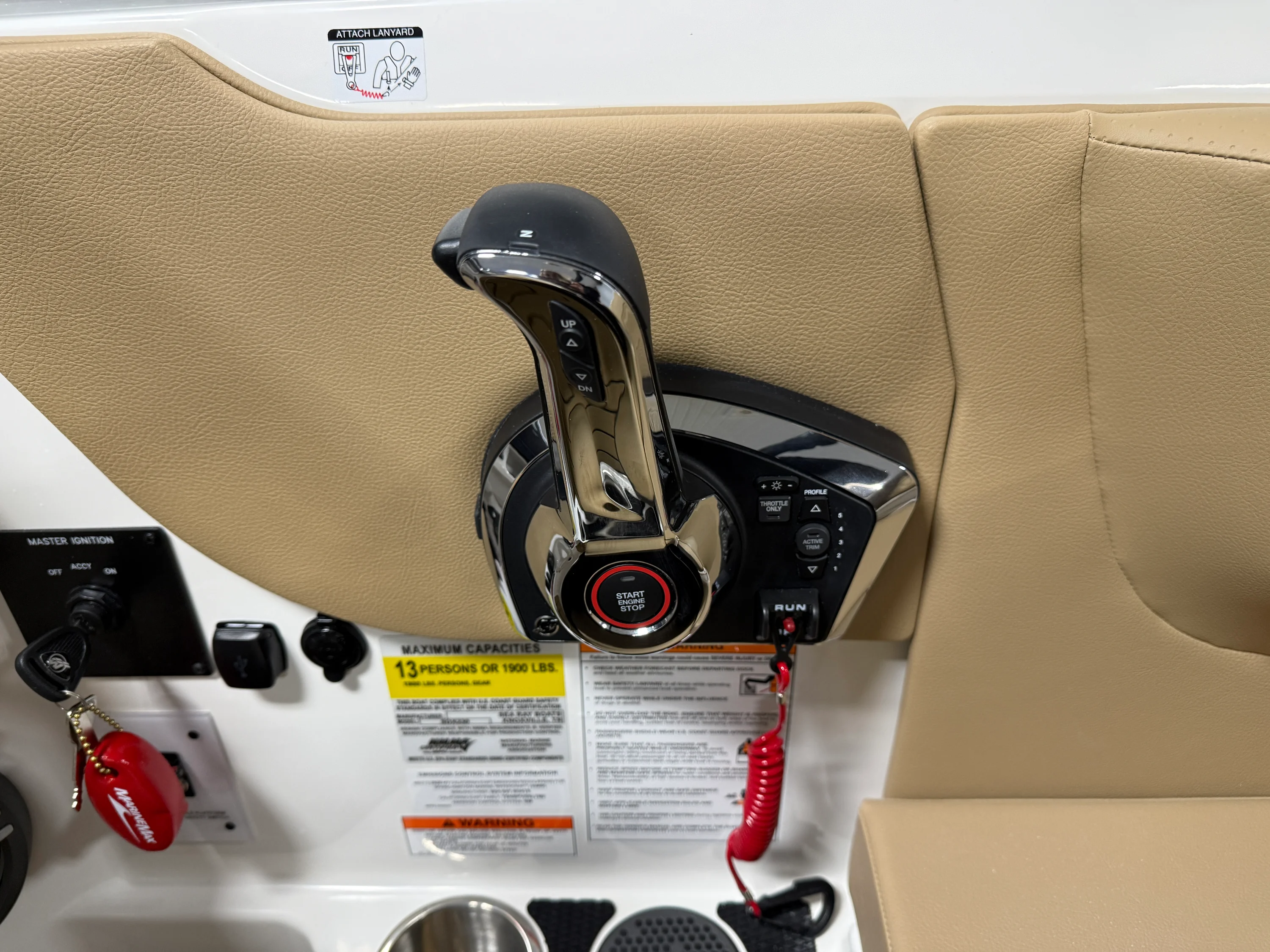 2026 Sea Ray SDX 230 Image Thumbnail #77