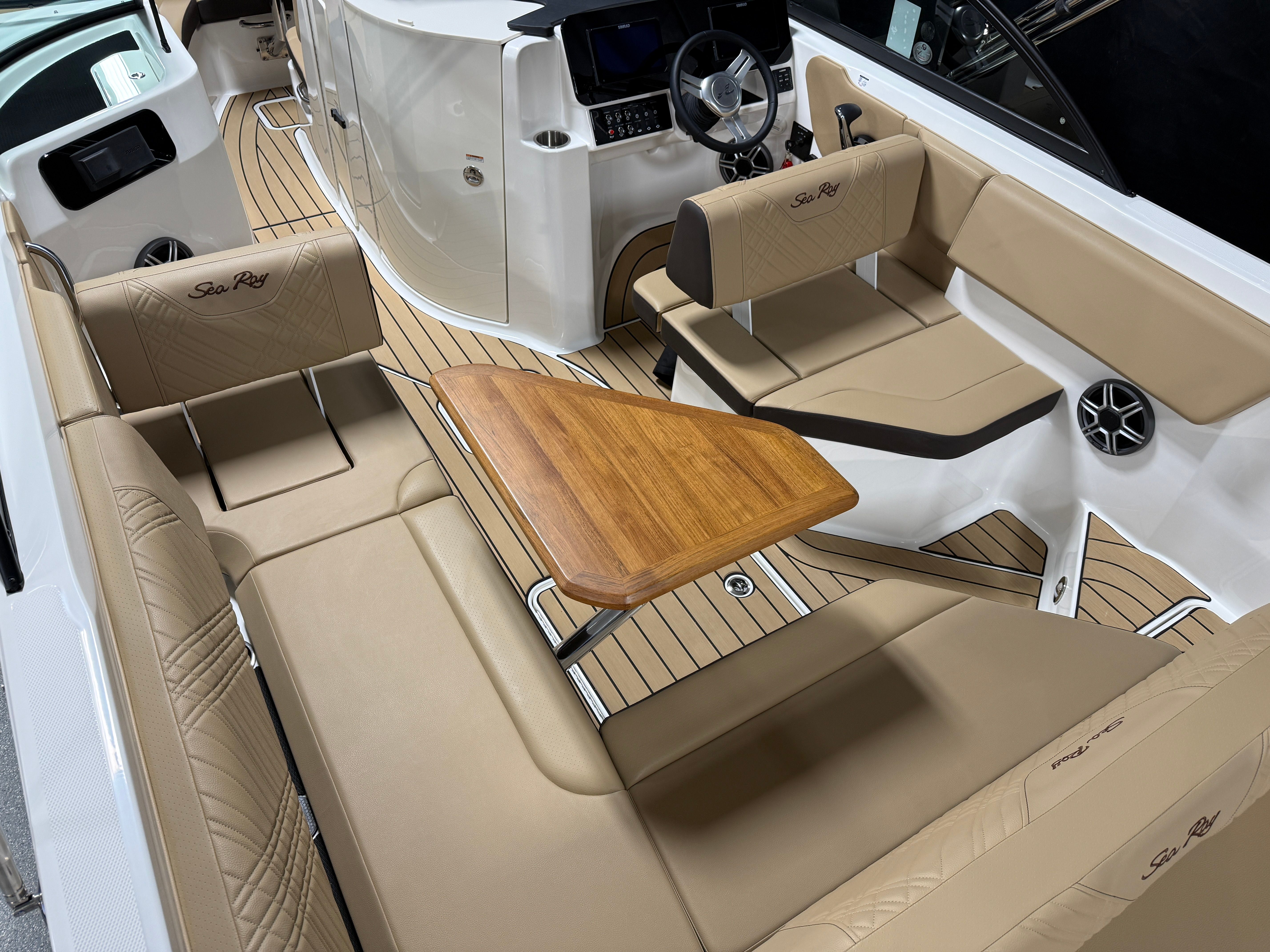 2026 Sea Ray SDX 230 Image Thumbnail #30