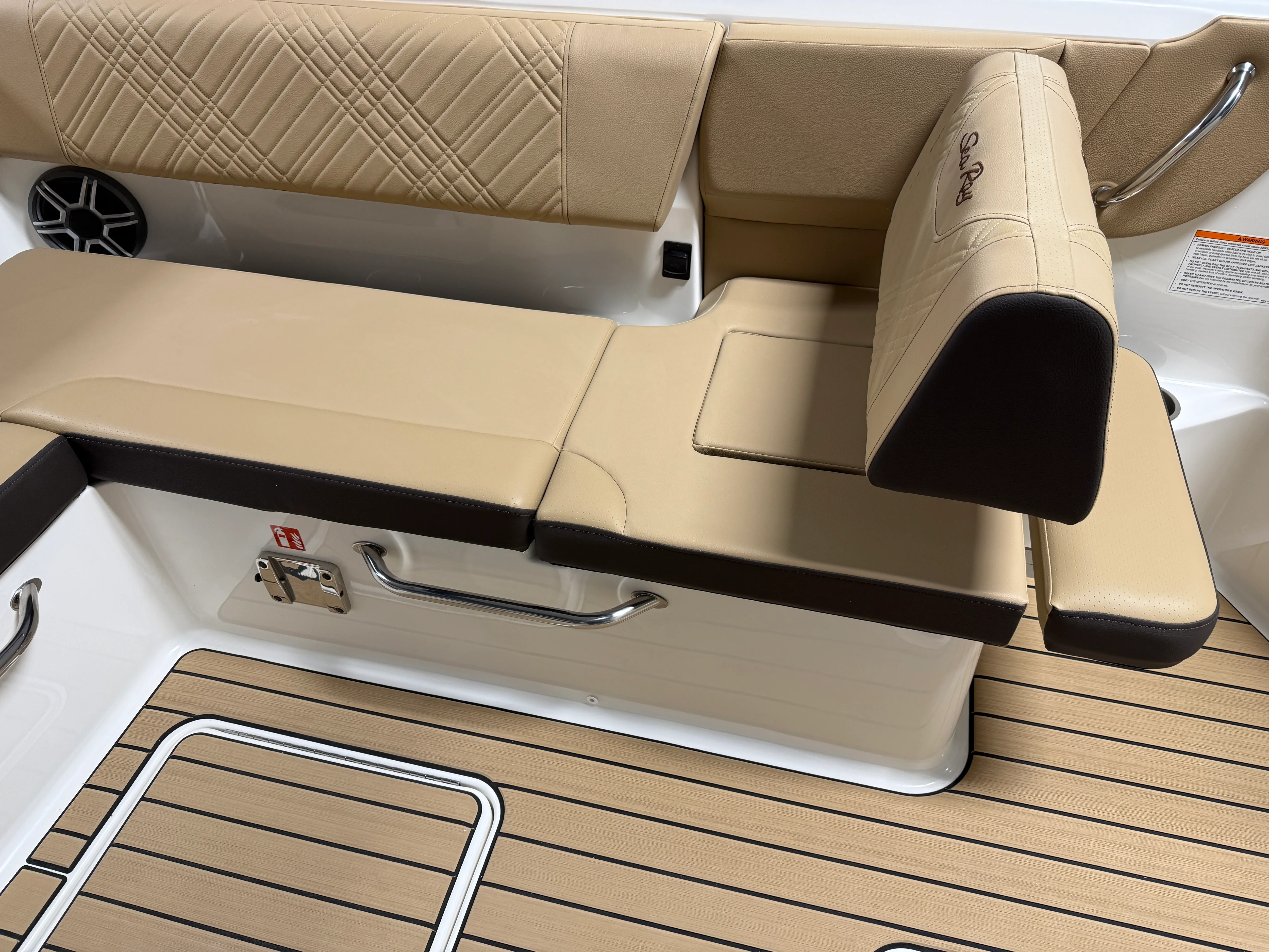 2026 Sea Ray SDX 230 Image Thumbnail #48