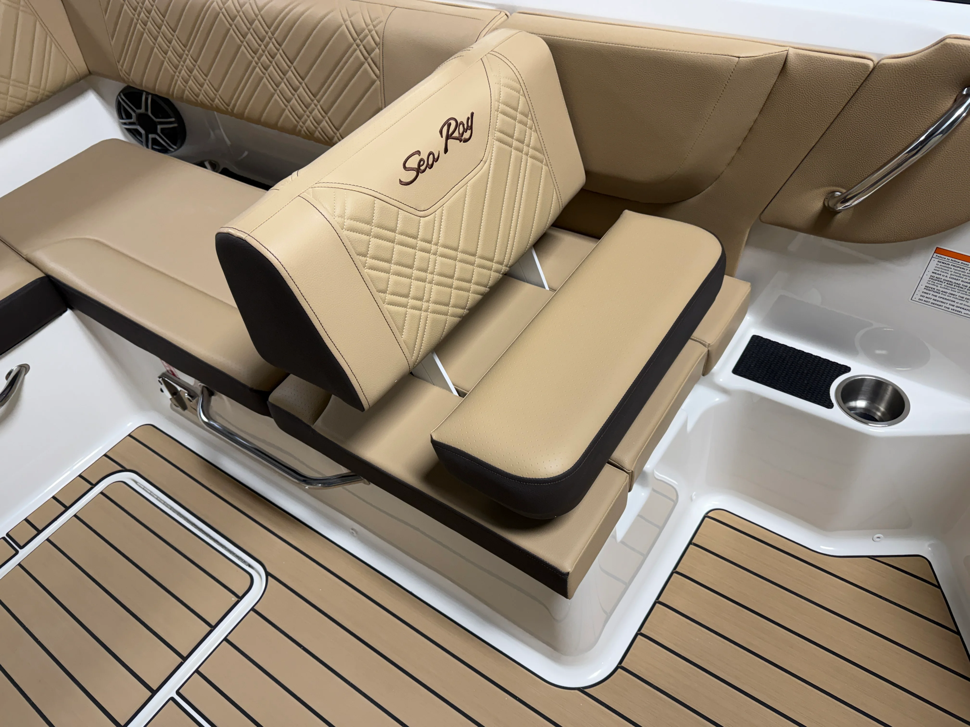 2026 Sea Ray SDX 230 Image Thumbnail #47