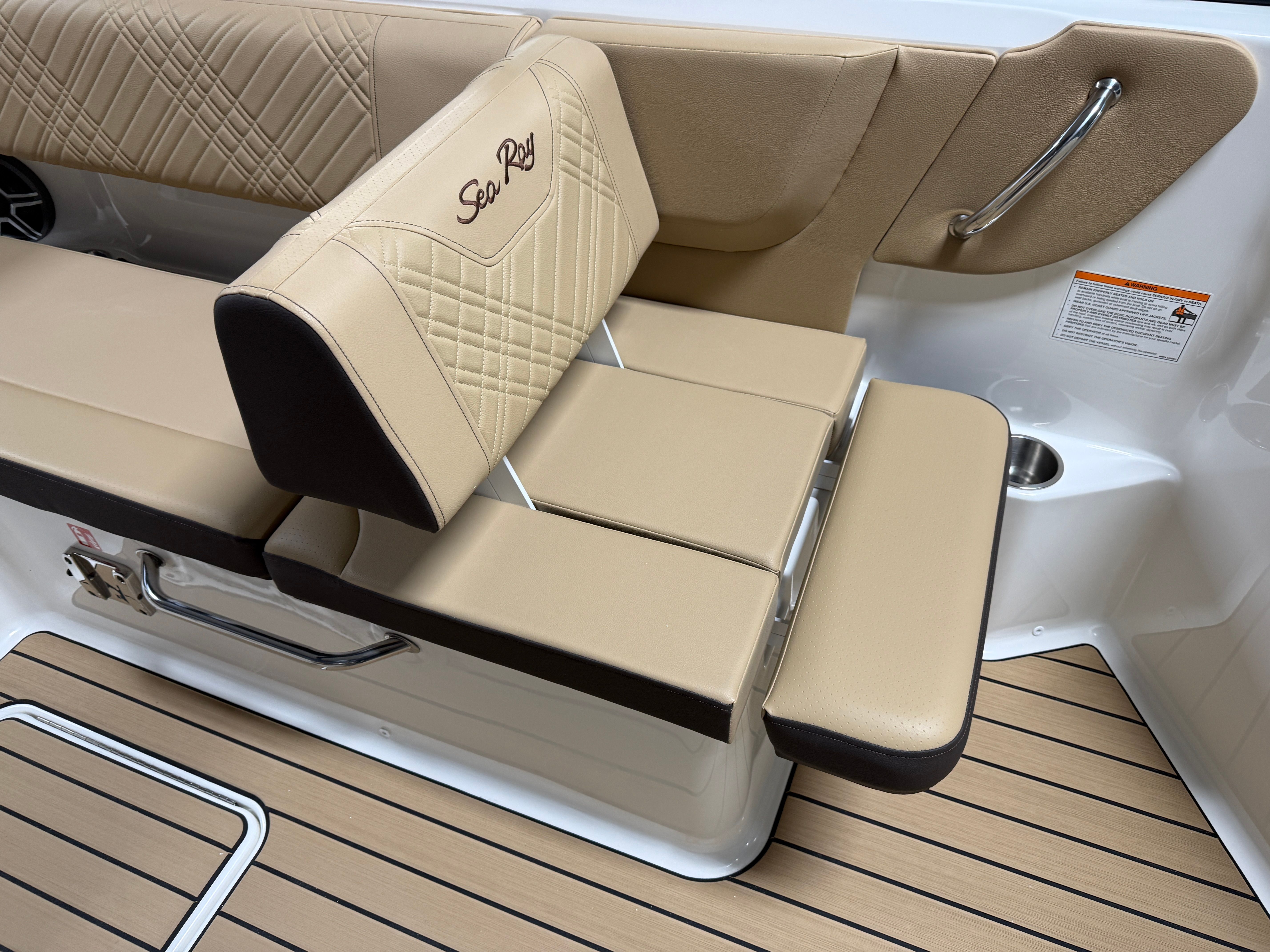 2026 Sea Ray SDX 230 Image Thumbnail #46