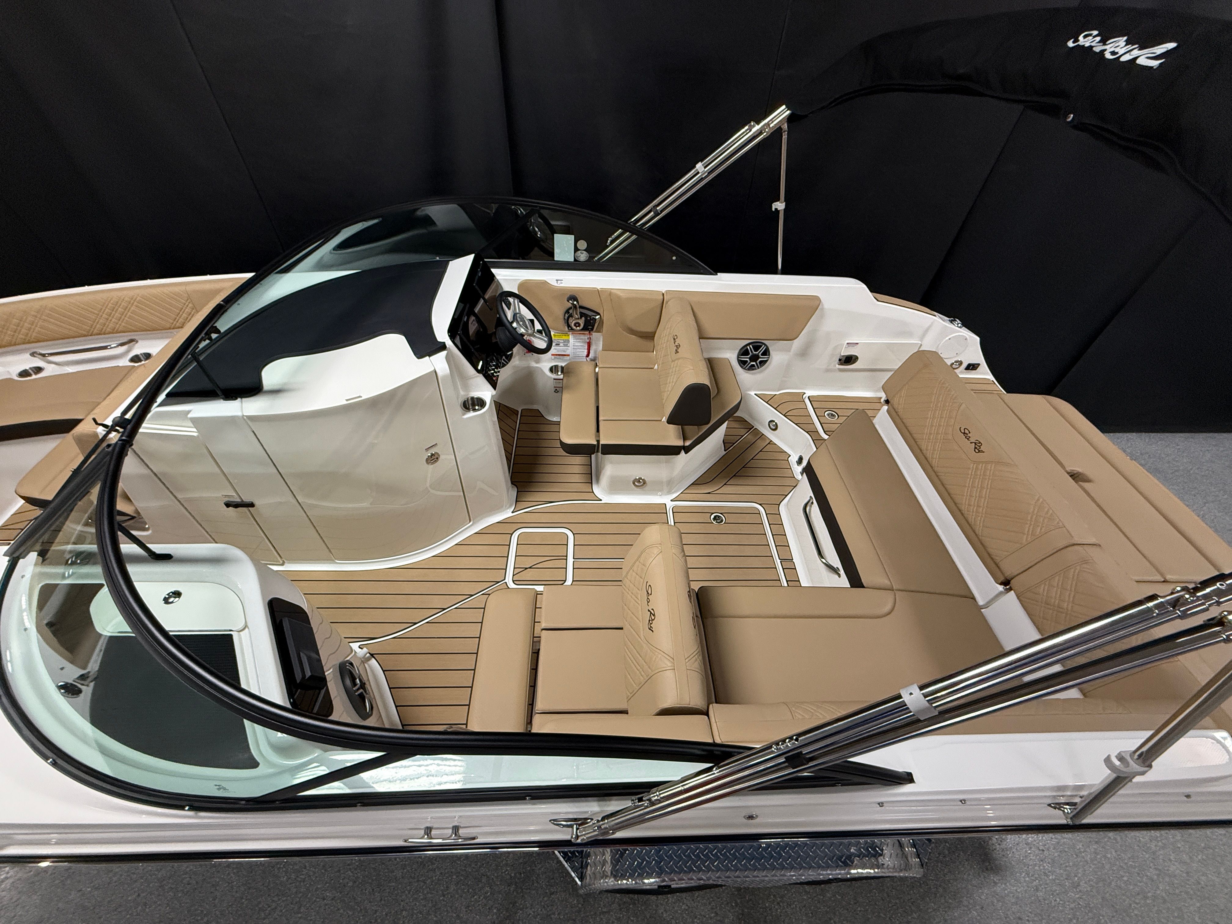 2026 Sea Ray SDX 230 Image Thumbnail #6