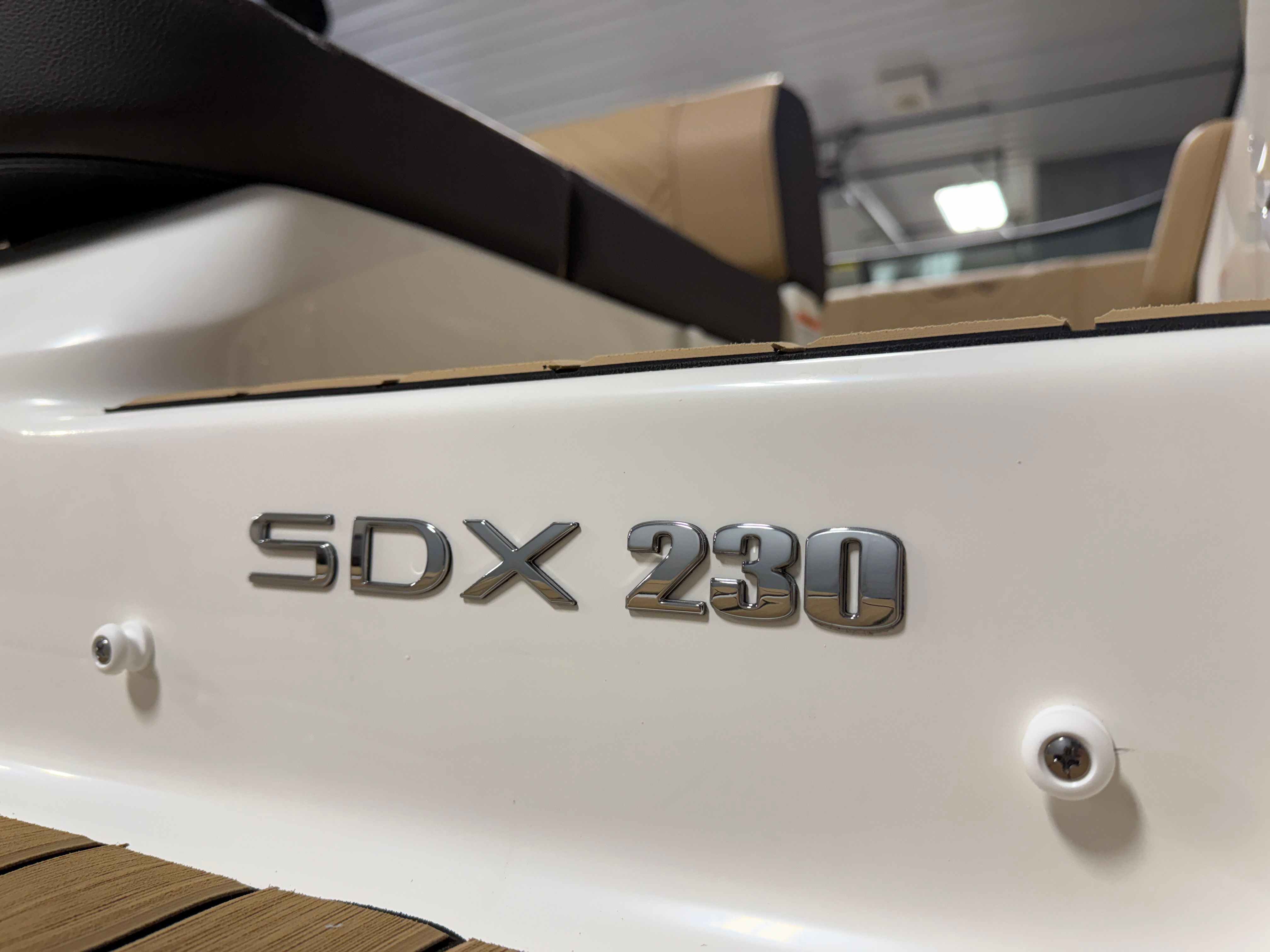 2026 Sea Ray SDX 230 Image Thumbnail #14