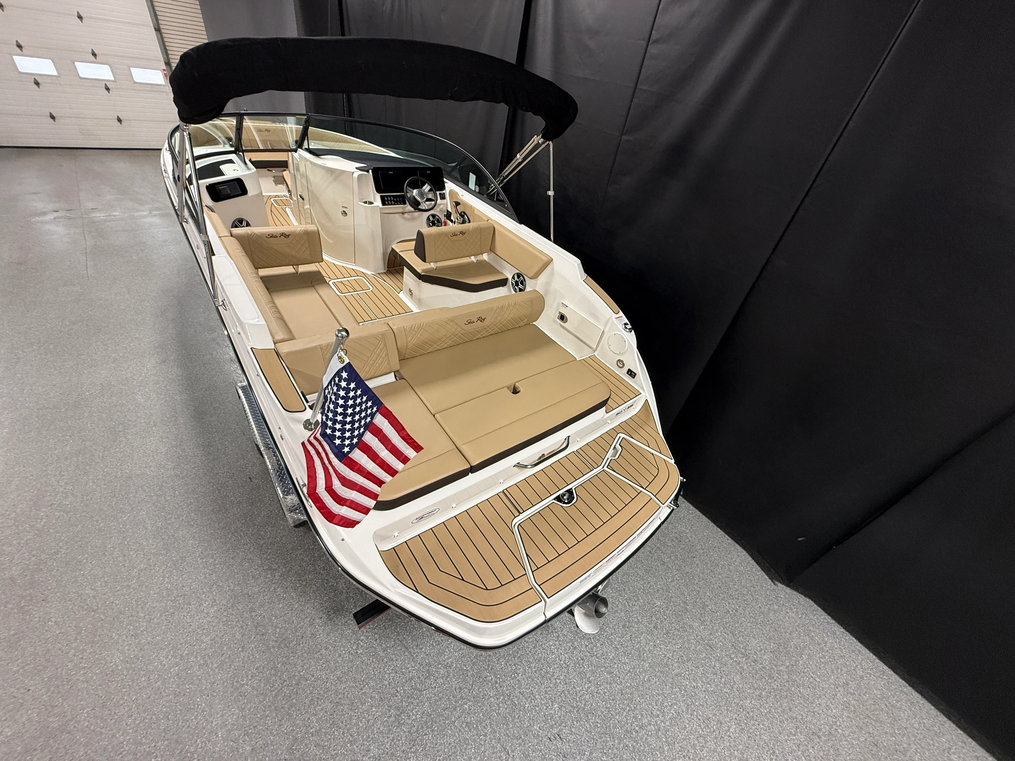 2026 Sea Ray SDX 230 Image Thumbnail #8