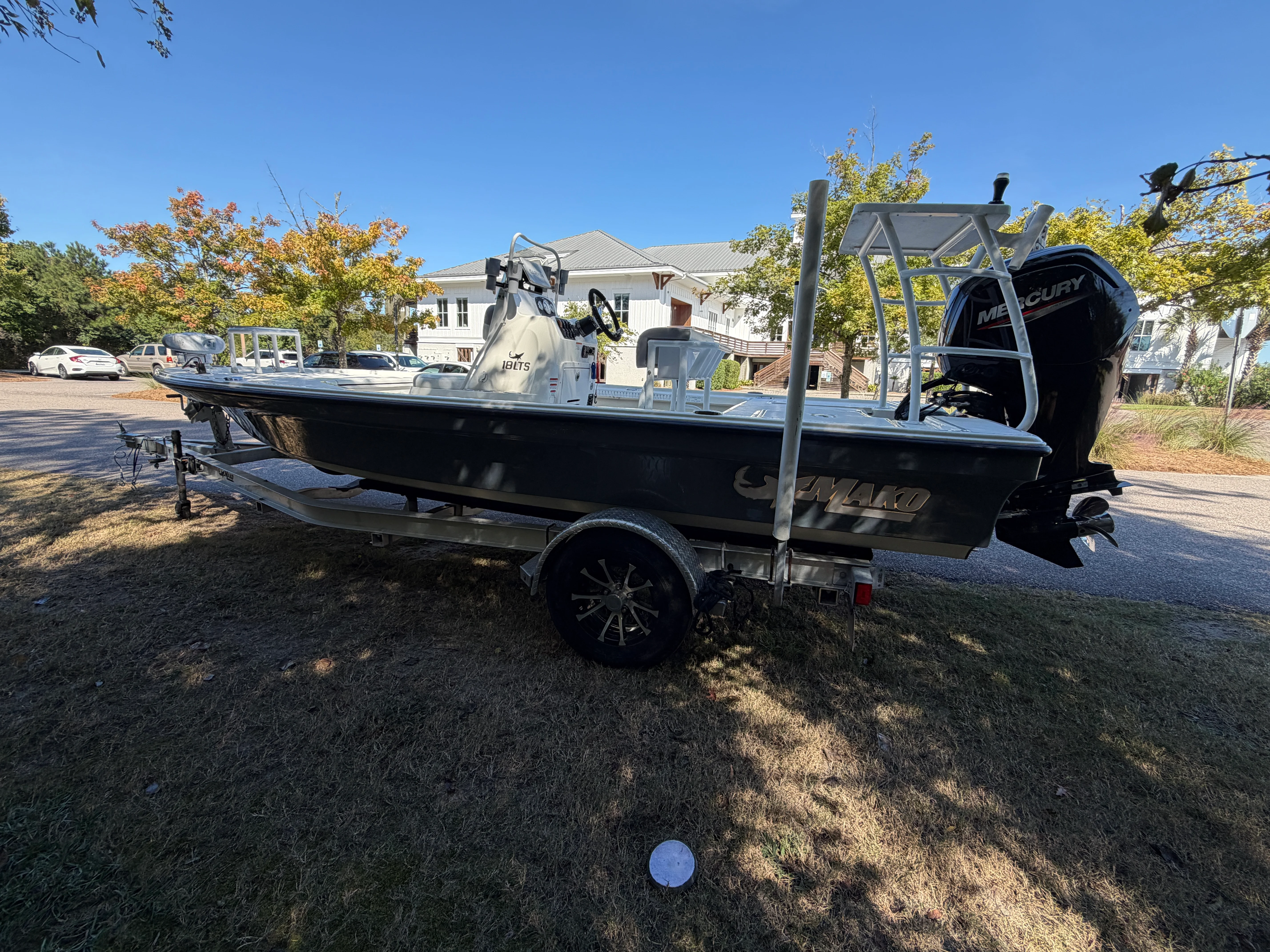 2023 Mako 18 LTS Image Thumbnail #3