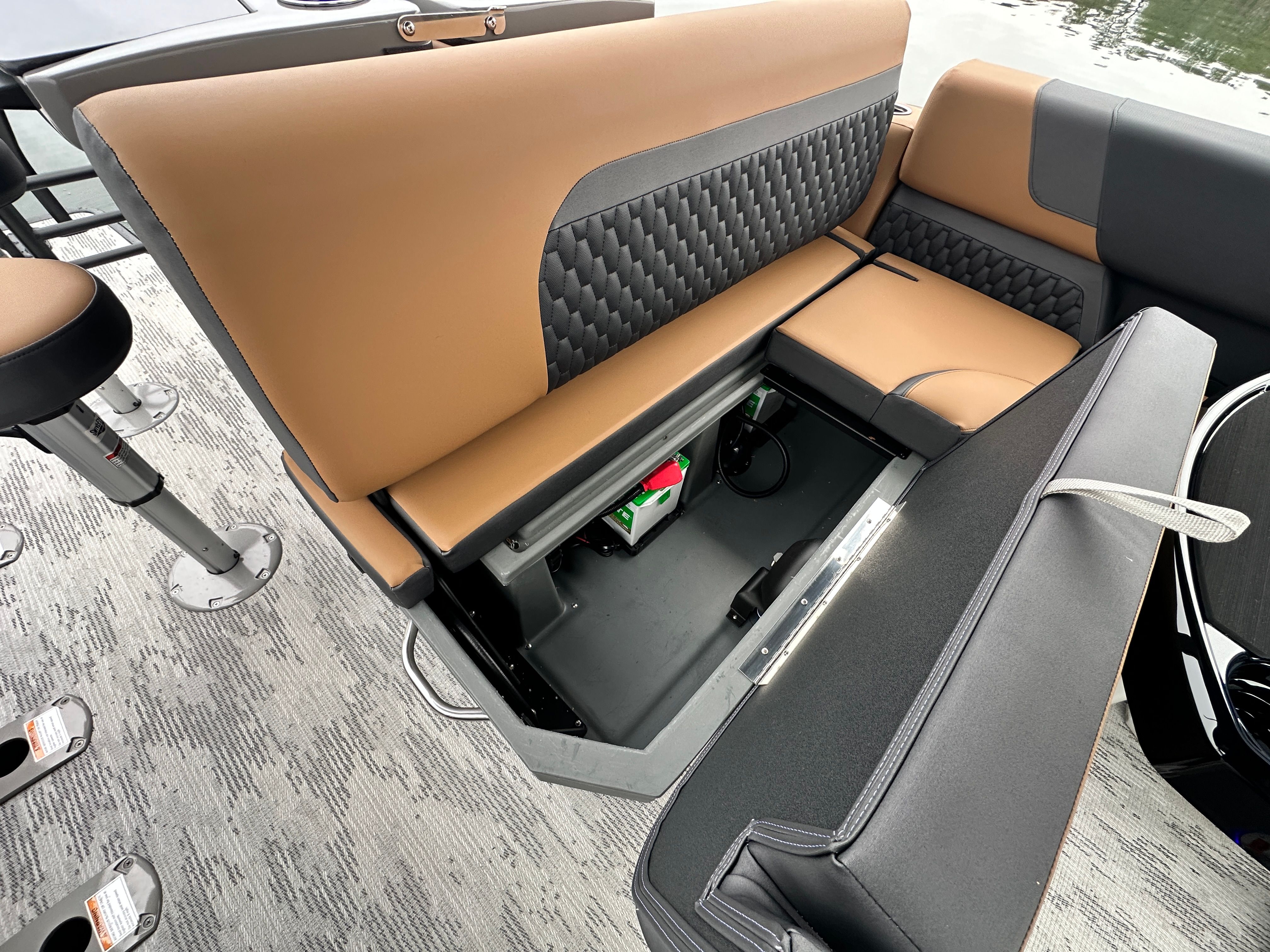 2026 Sylvan L-3 DLZ BAR Image Thumbnail #21