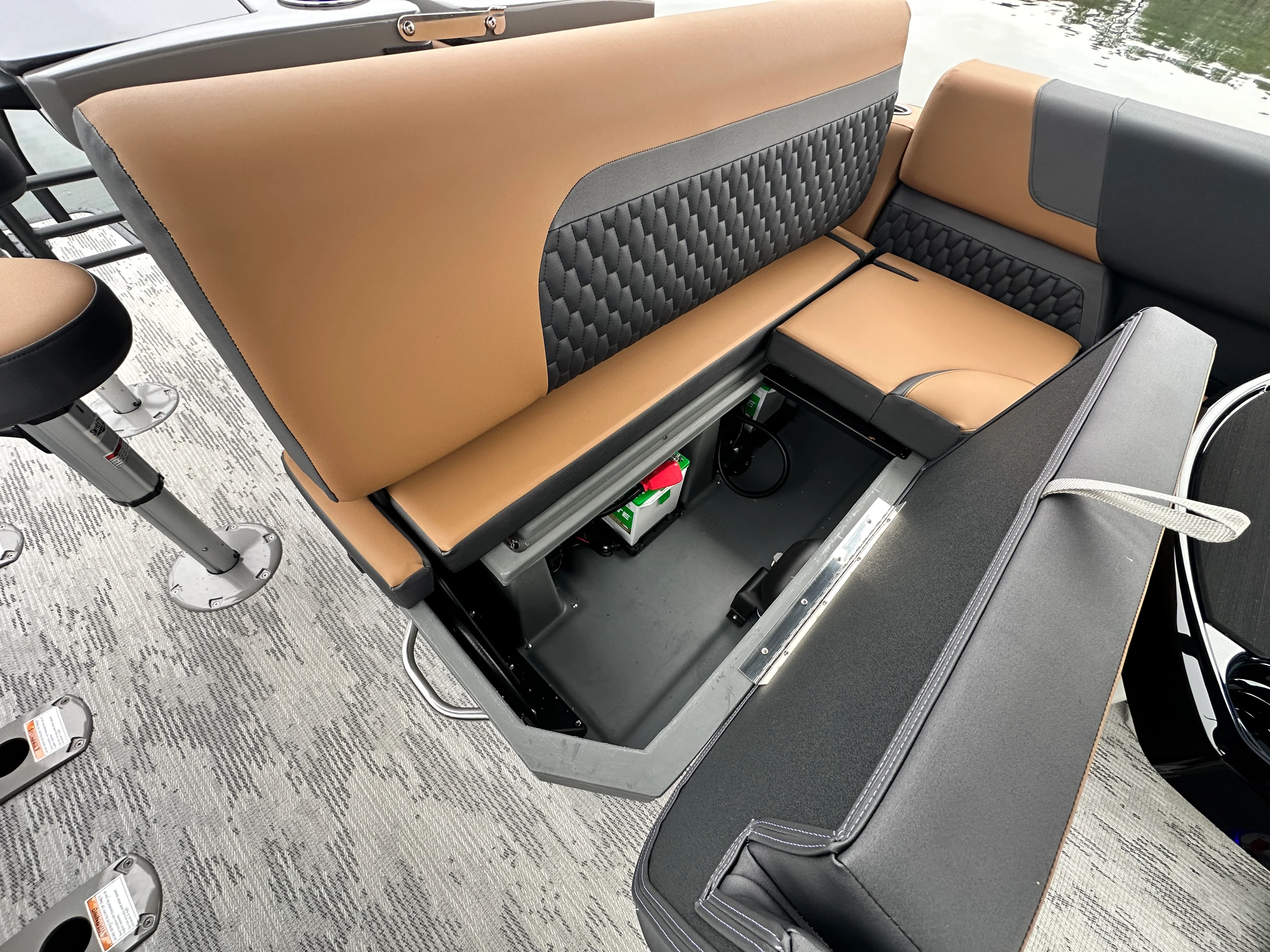 2026 Sylvan L-3 DLZ BAR Image Thumbnail #21