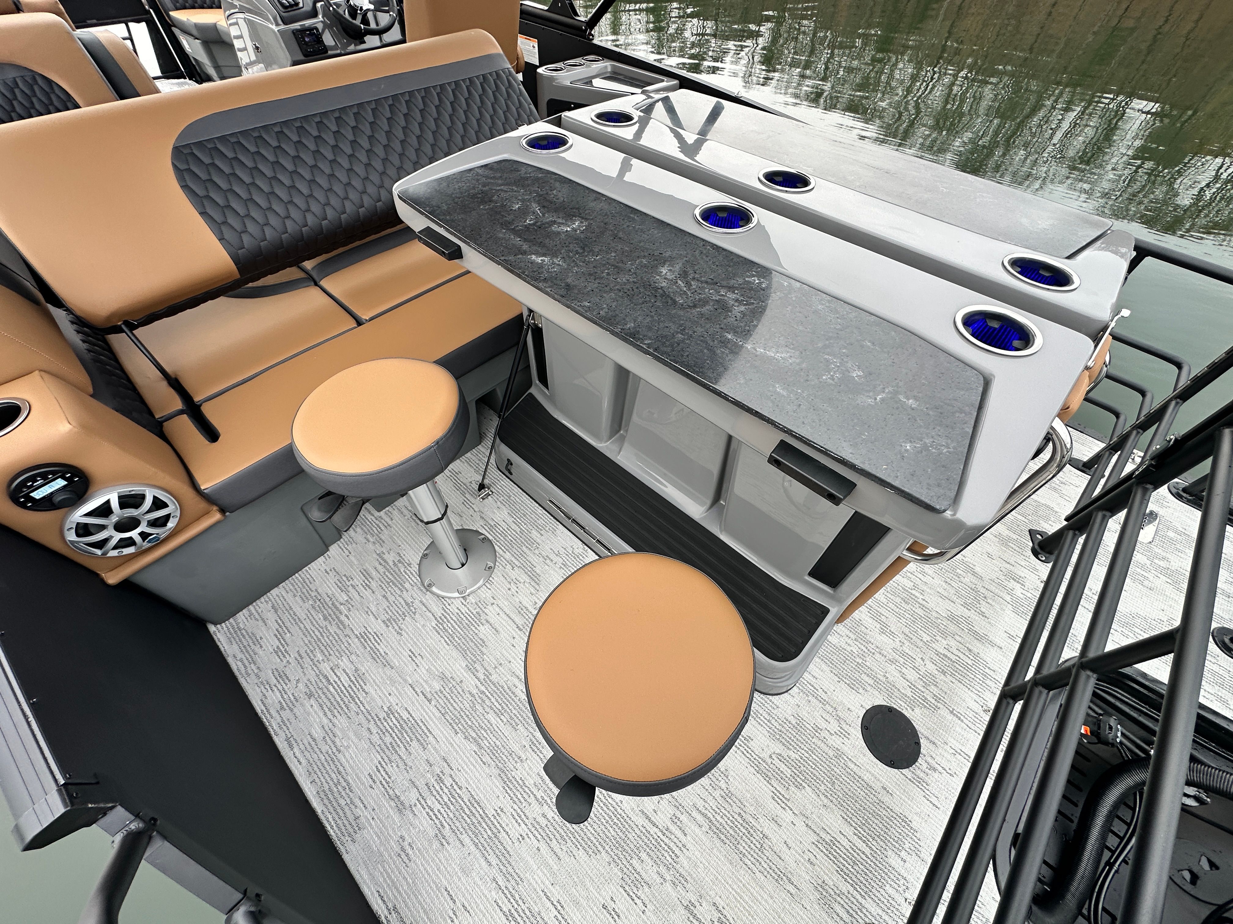 2026 Sylvan L-3 DLZ BAR Image Thumbnail #26