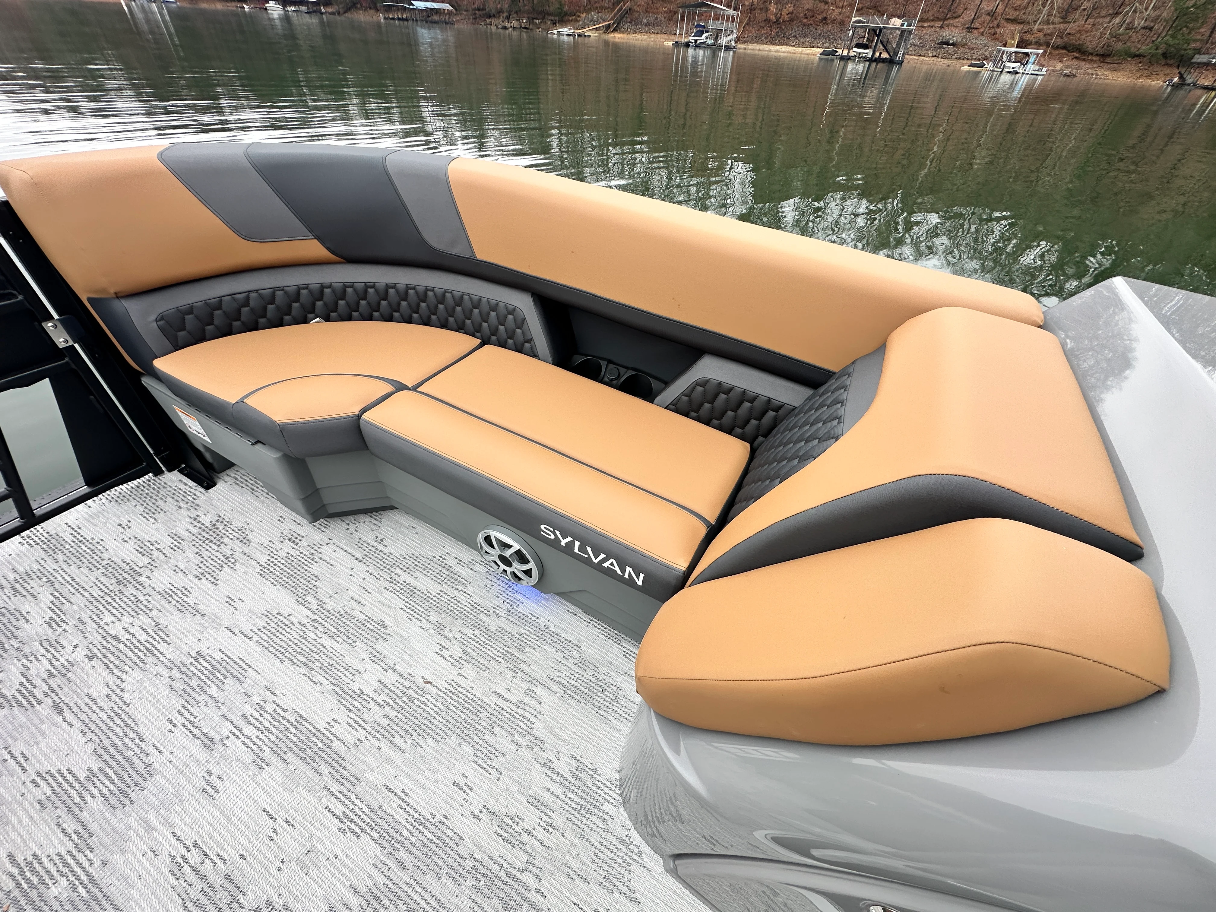 2026 Sylvan L-3 DLZ BAR Image Thumbnail #10