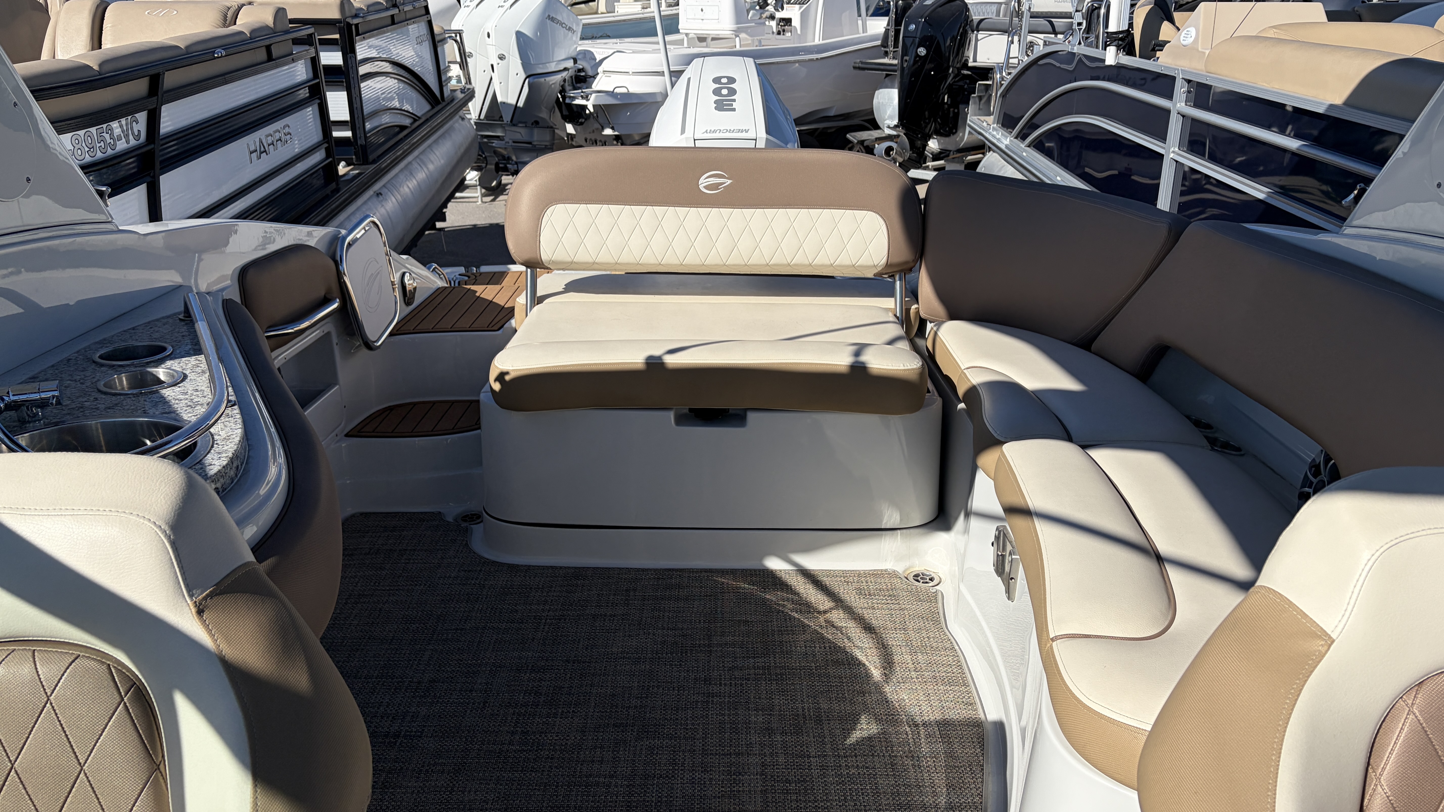 2022 Crownline 270 Image Thumbnail #32