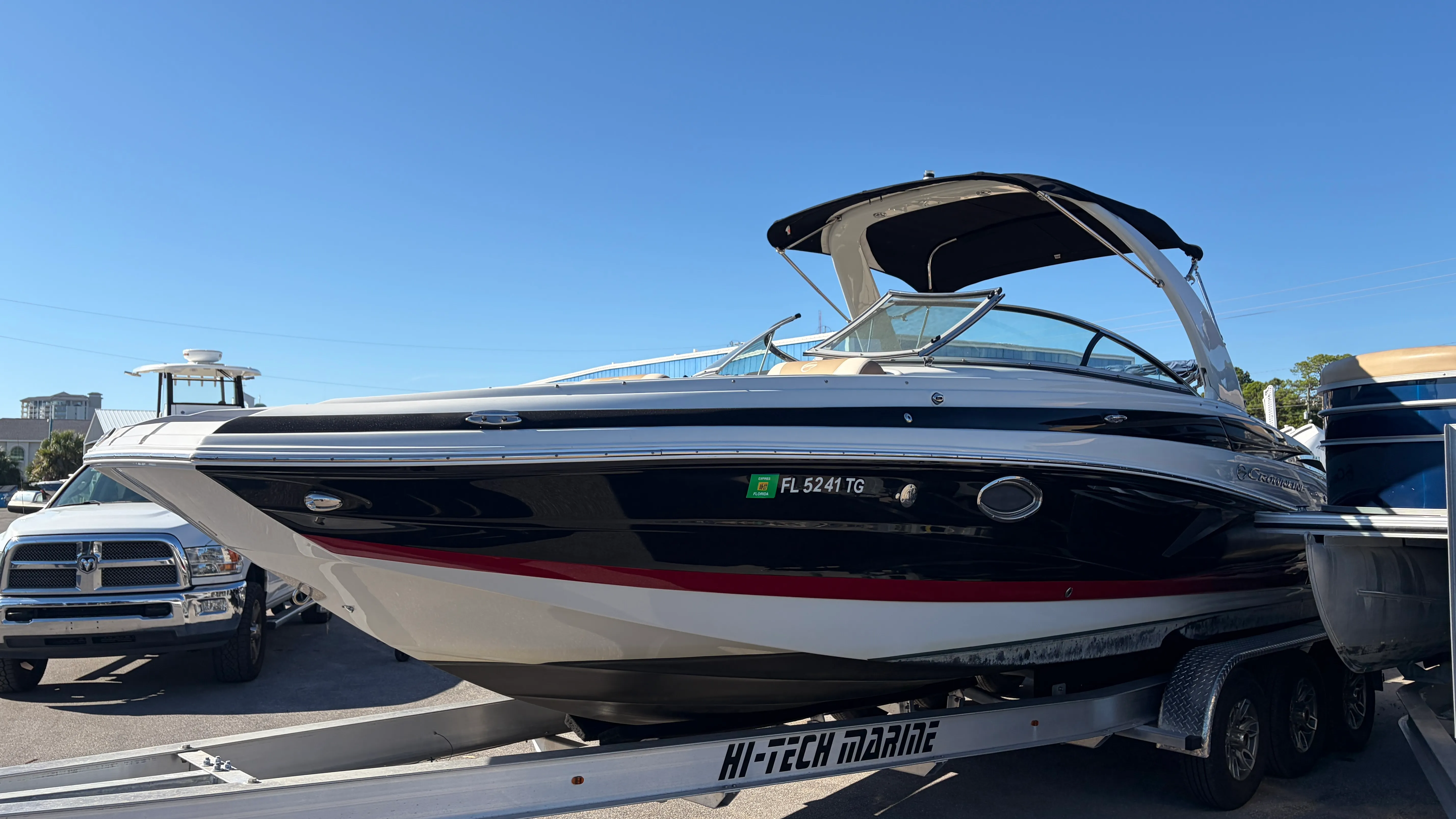 2022 Crownline 270 Image Thumbnail #3