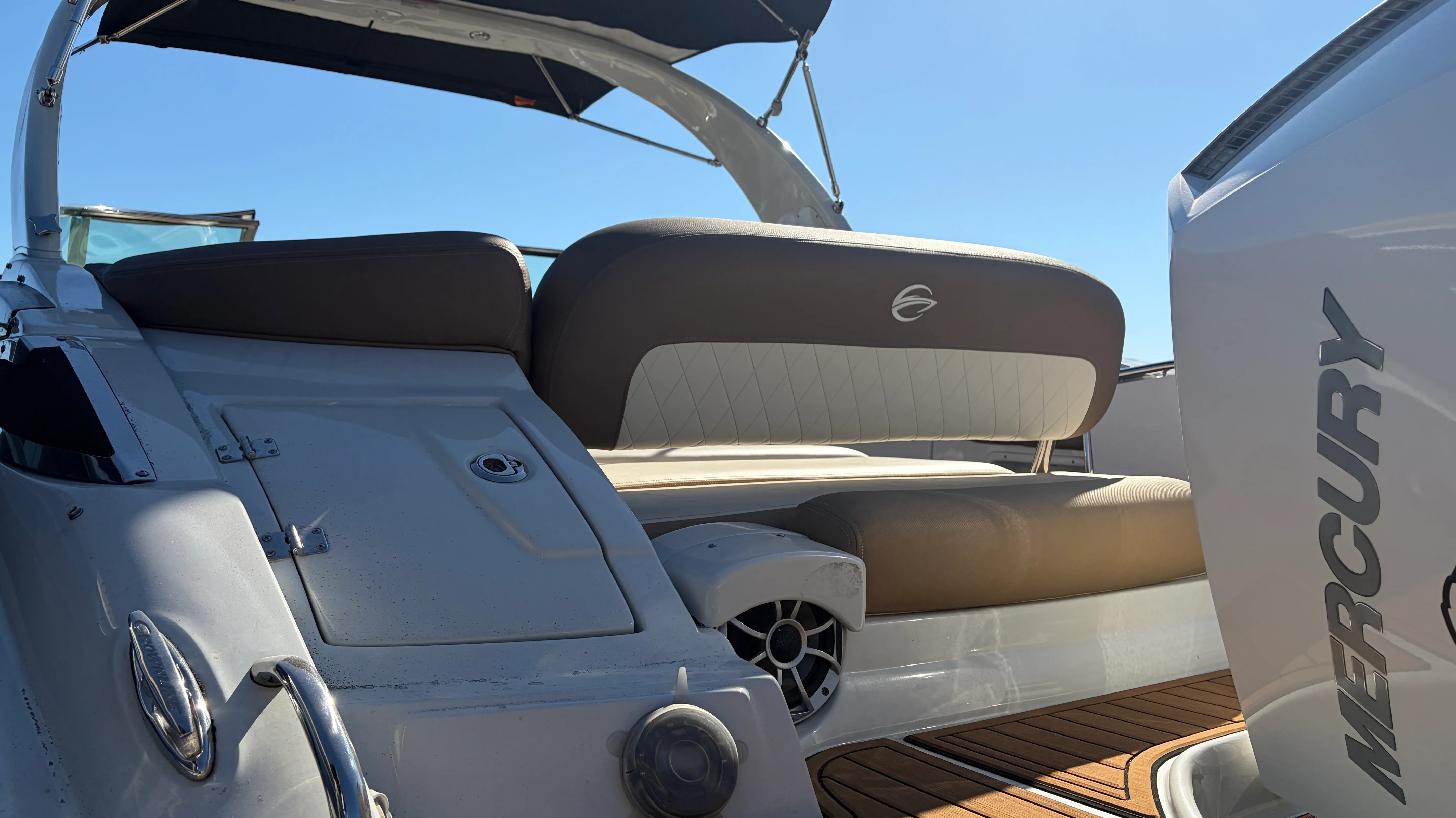 2022 Crownline 270 Image Thumbnail #15