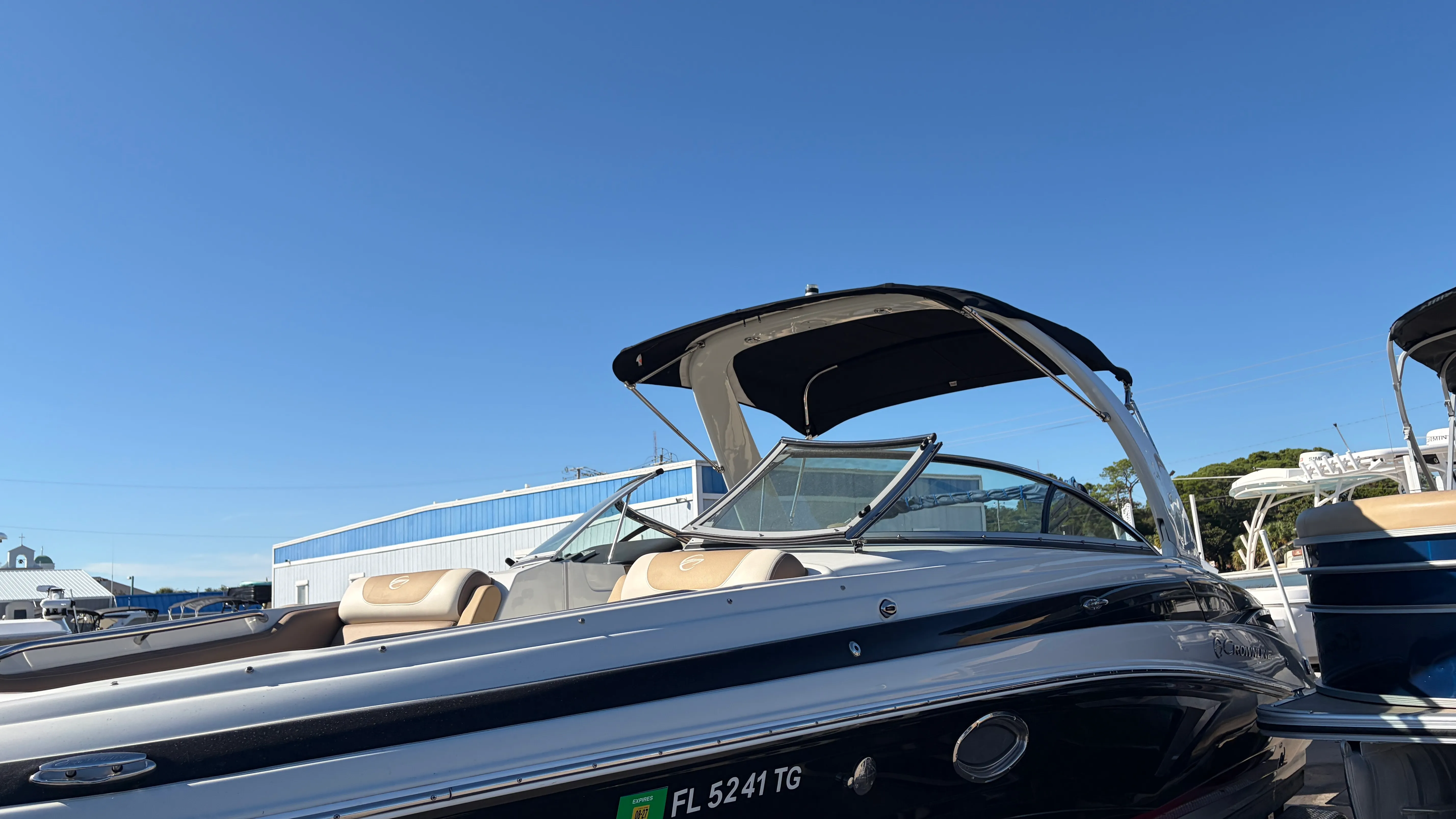 2022 Crownline 270 Image Thumbnail #6