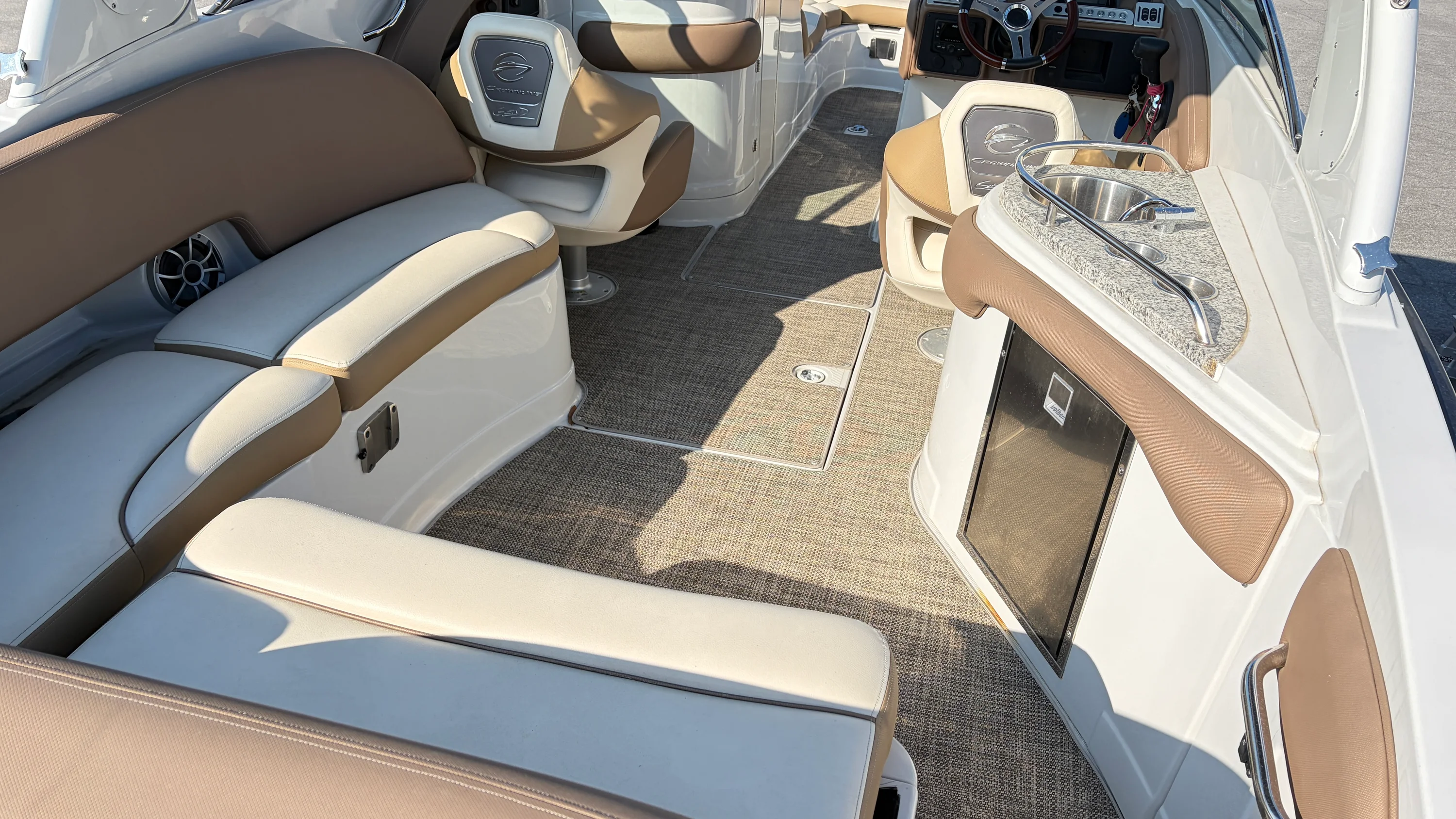 2022 Crownline 270 Image Thumbnail #22