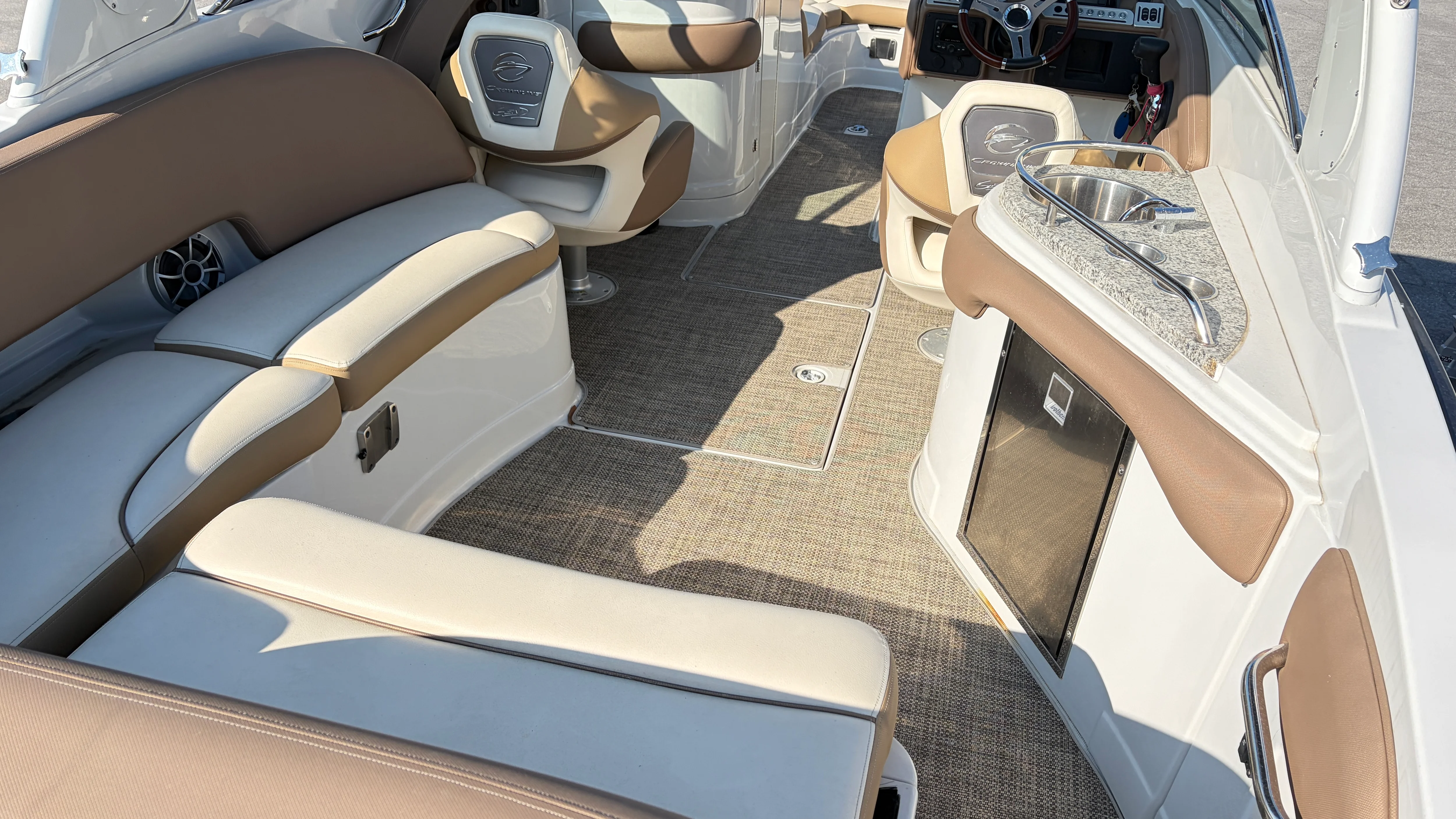 2022 Crownline 270 Image Thumbnail #22