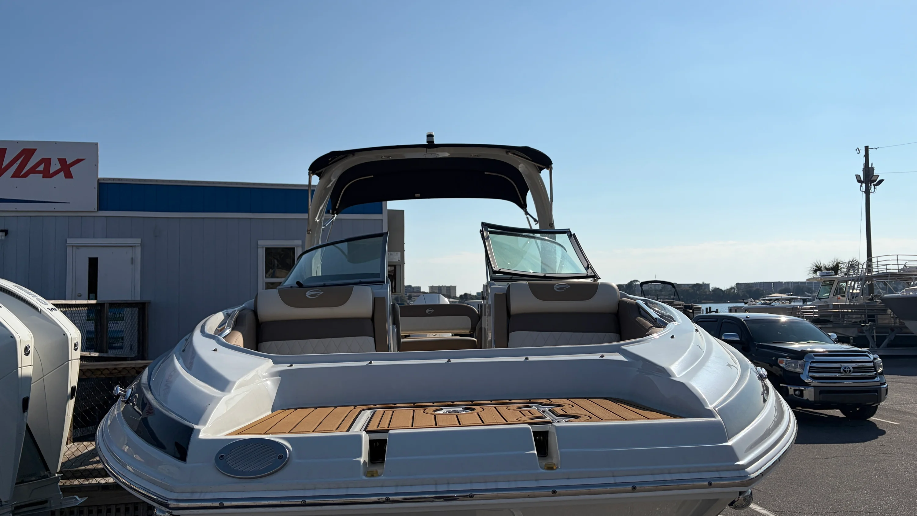 2022 Crownline 270 Image Thumbnail #8