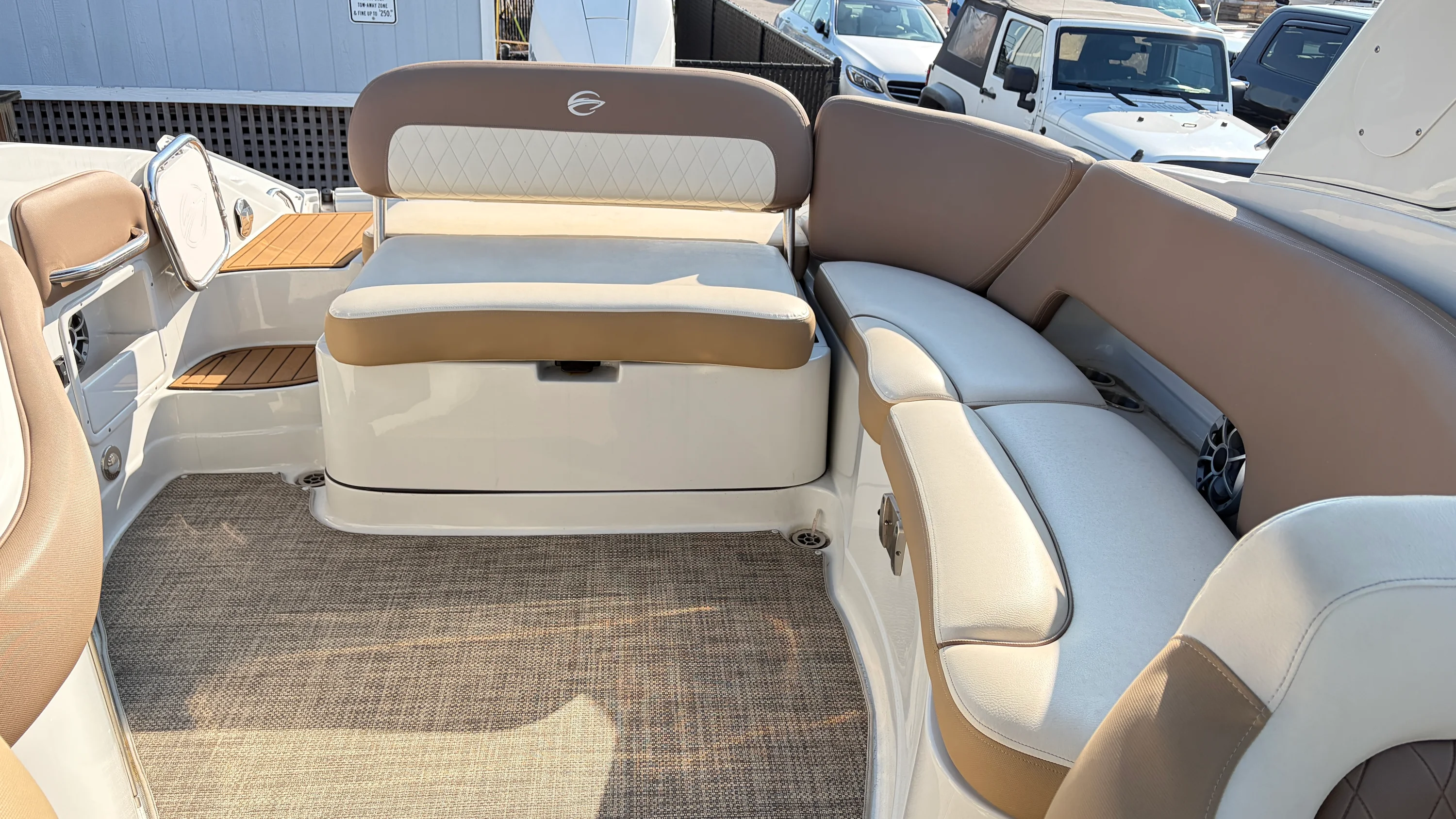 2022 Crownline 270 Image Thumbnail #25