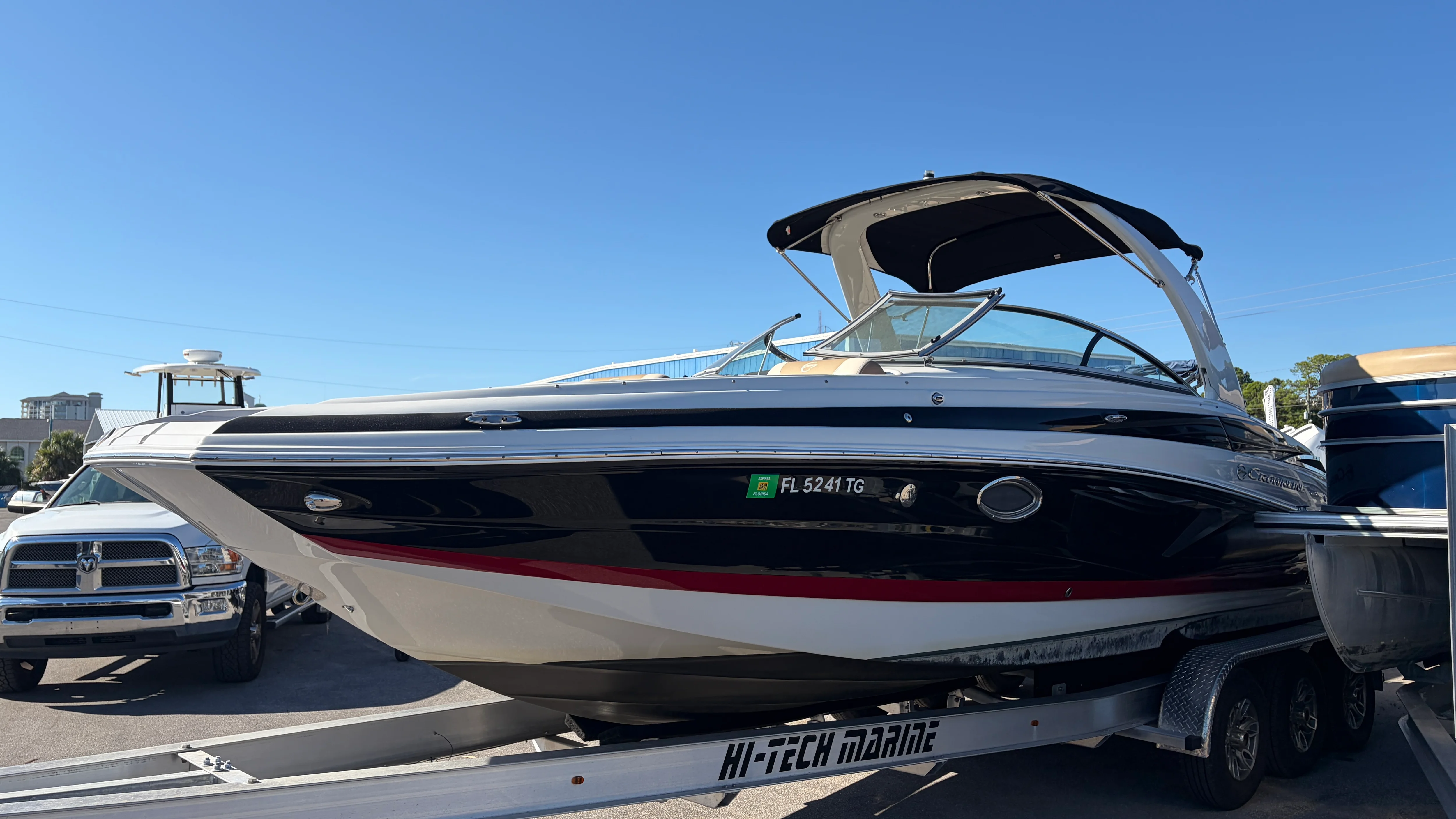 2022 Crownline 270 Image Thumbnail #3