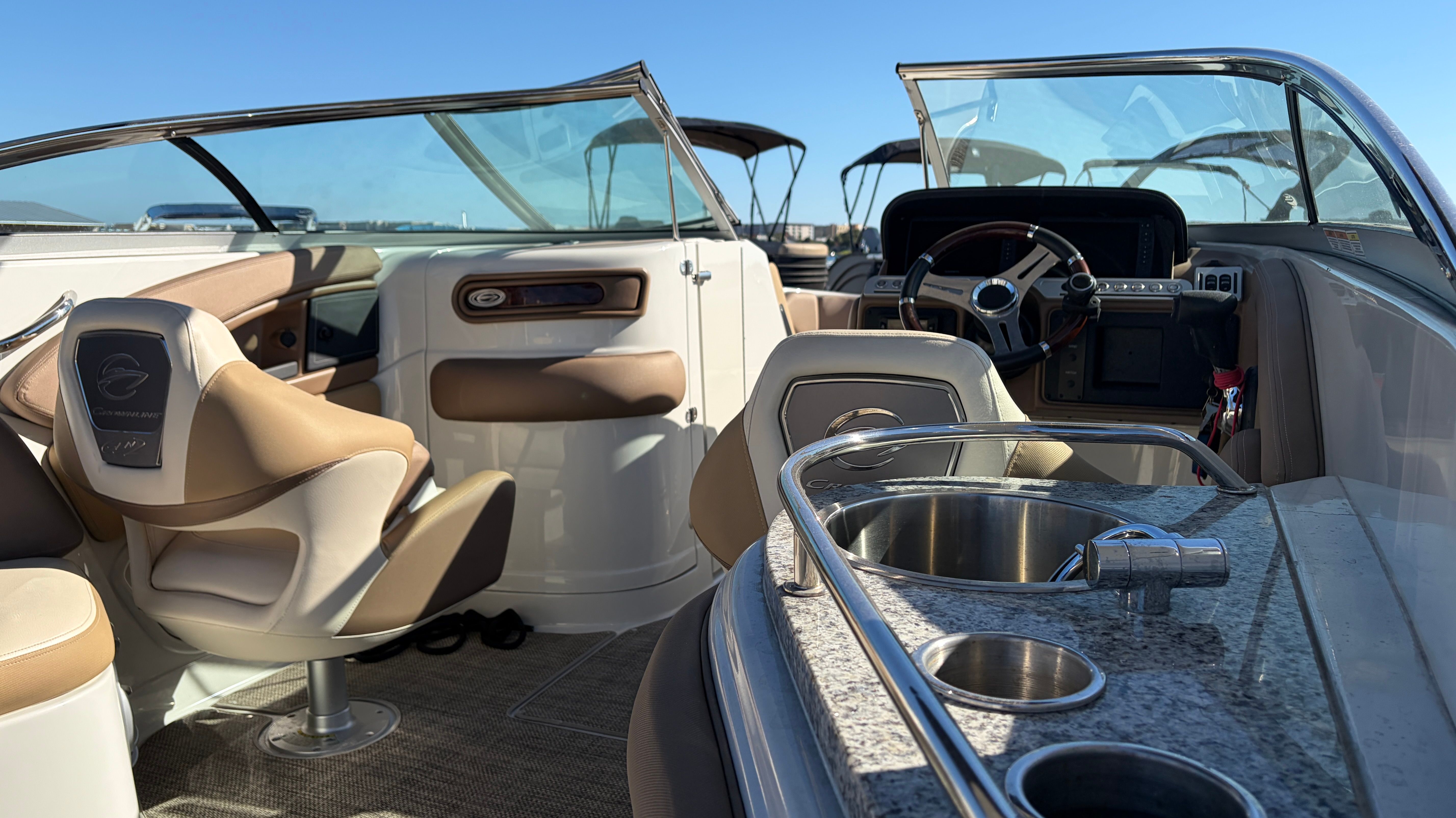 2022 Crownline 270 Image Thumbnail #19