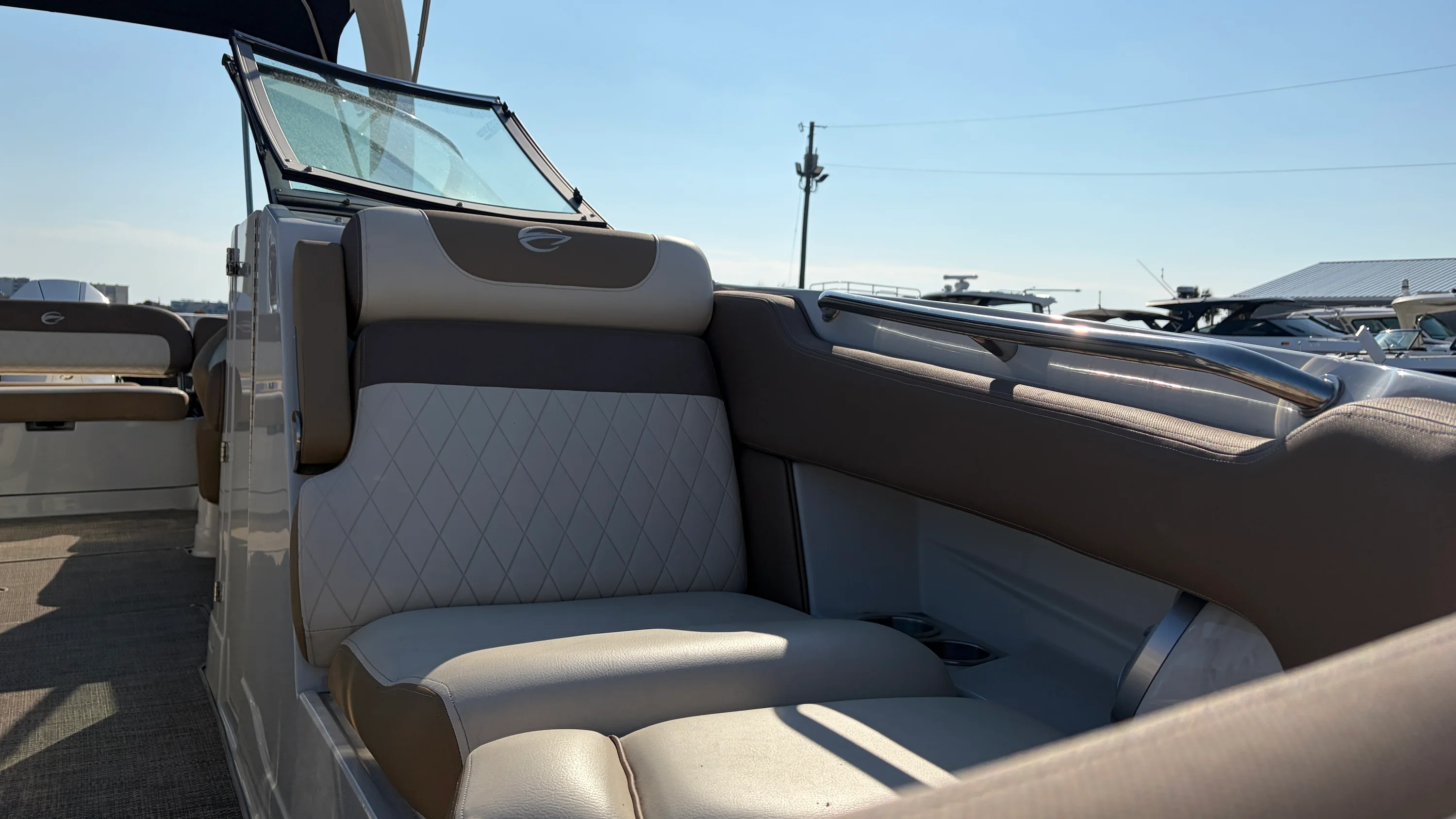 2022 Crownline 270 Image Thumbnail #16
