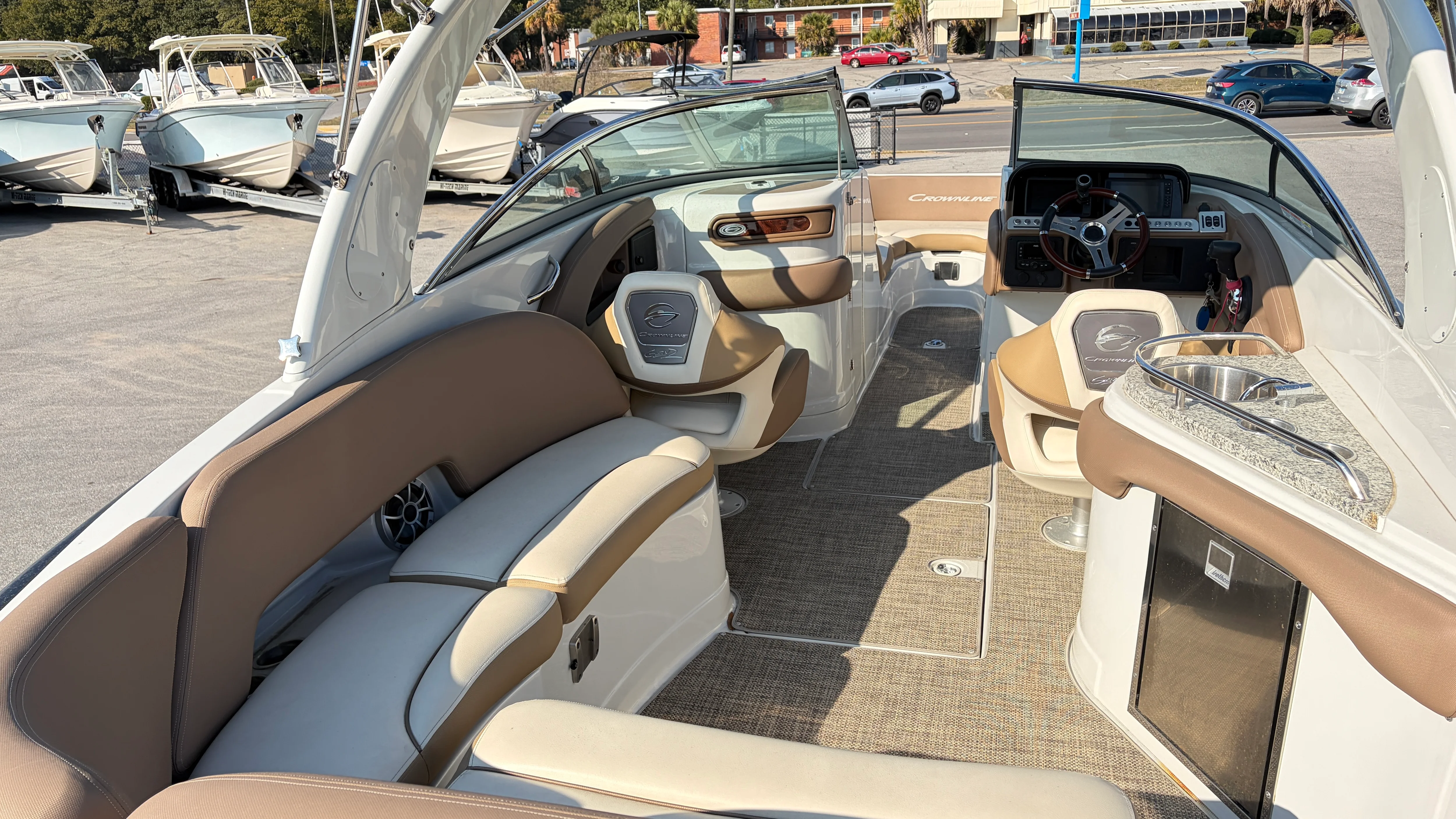 2022 Crownline 270 Image Thumbnail #20