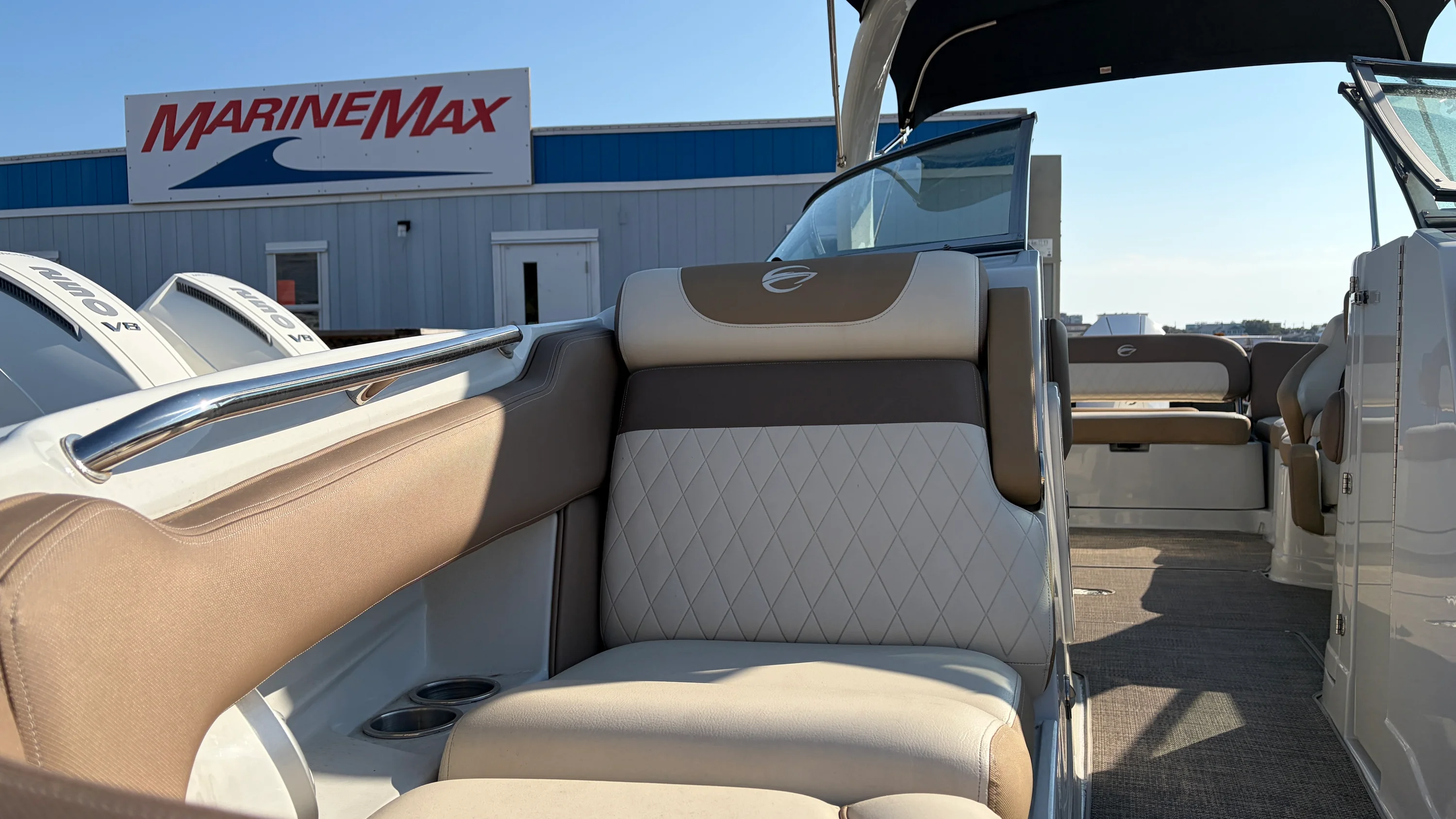 2022 Crownline 270 Image Thumbnail #17