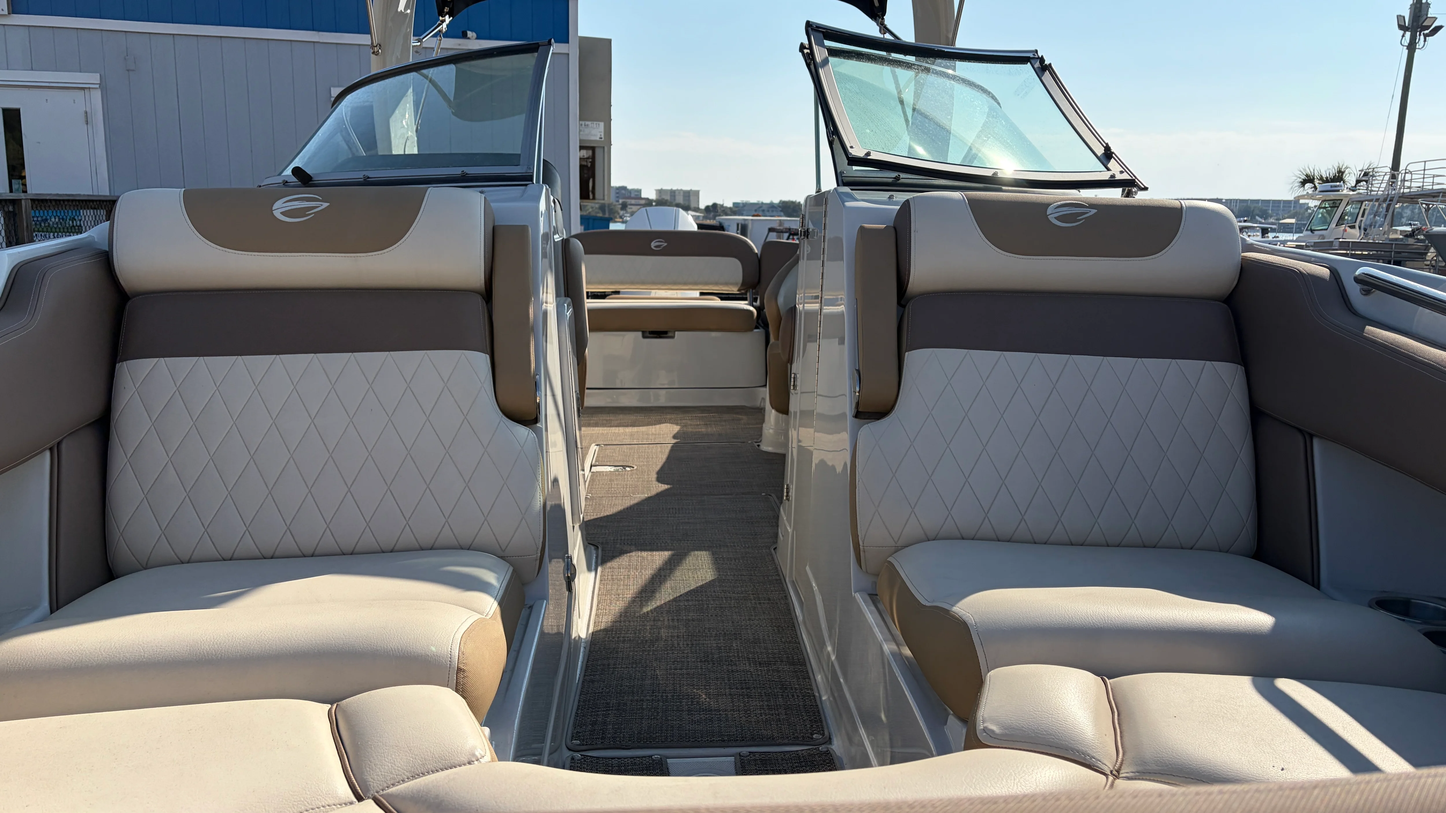 2022 Crownline 270 Image Thumbnail #18
