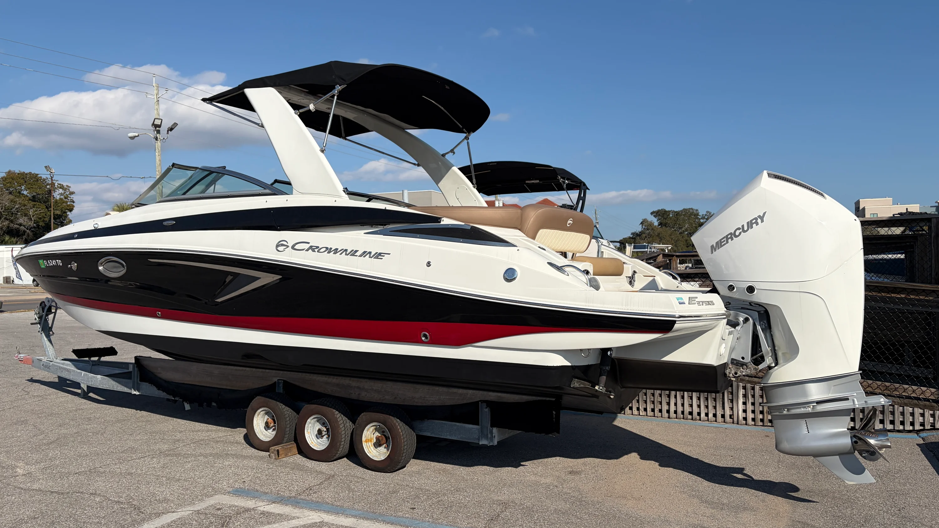 2022 Crownline 270 Image Thumbnail #1