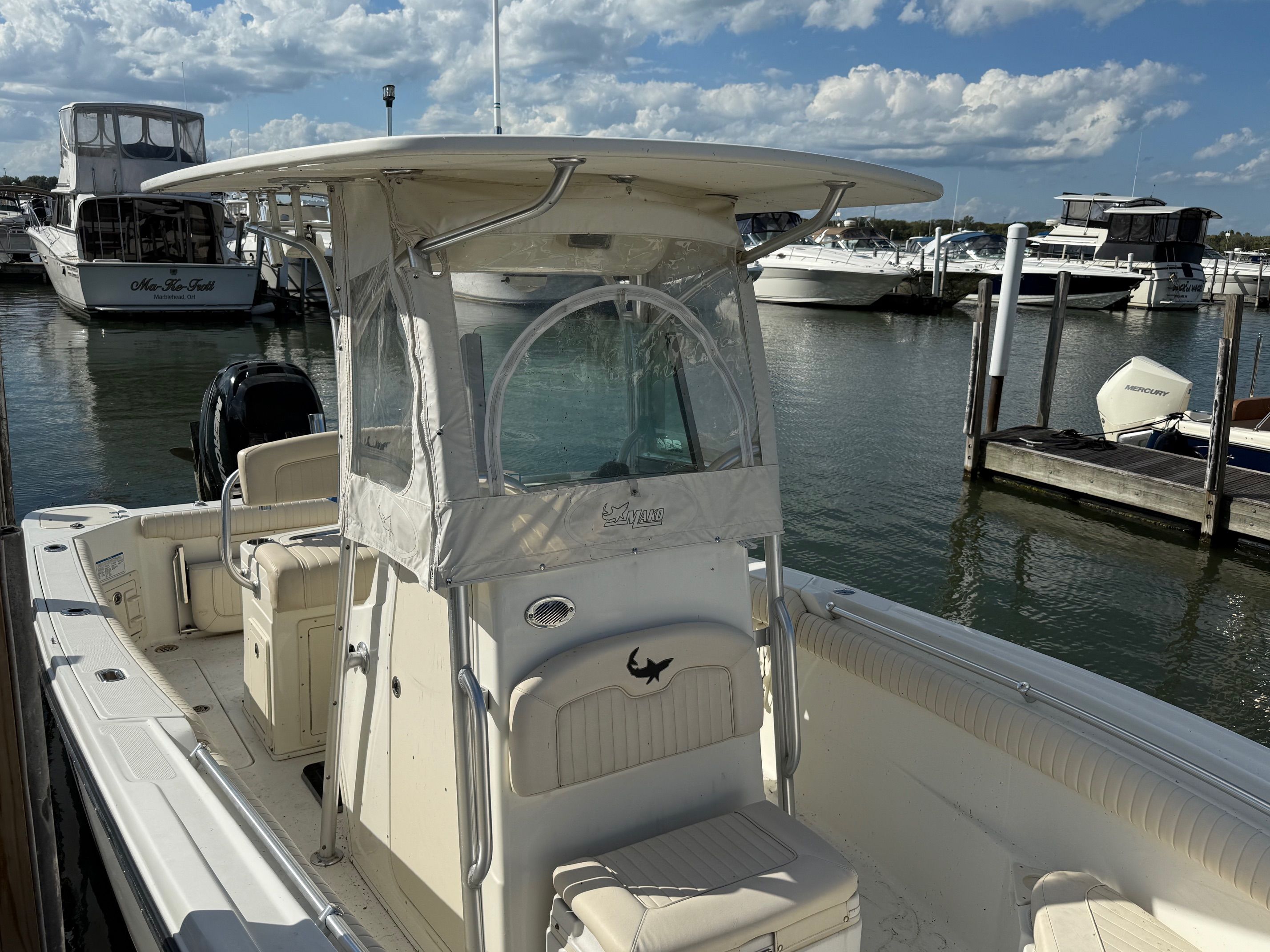 2012 Mako 234 CC Image Thumbnail #2