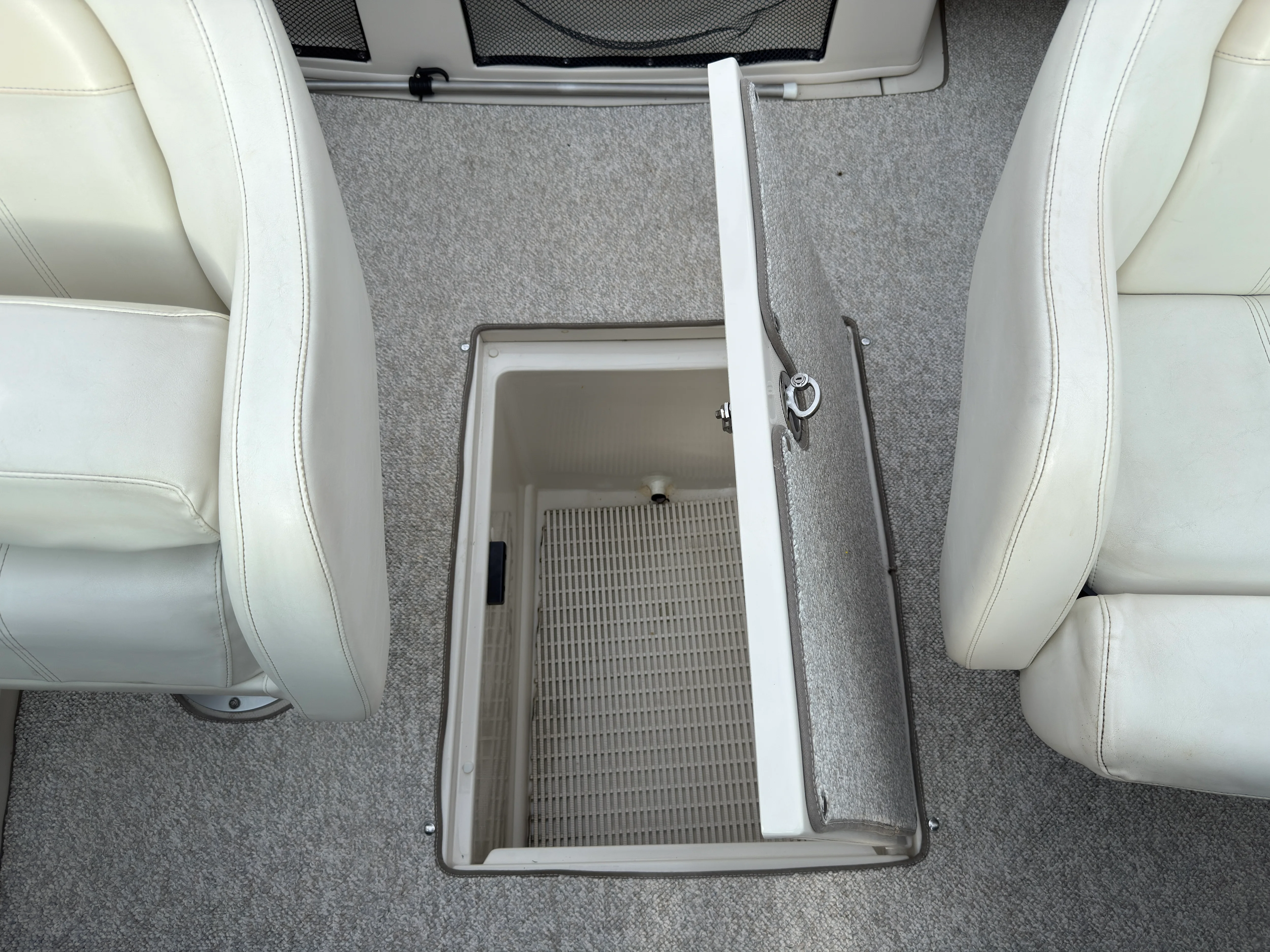 2008 Sea Ray 230 SELECT Image Thumbnail #12